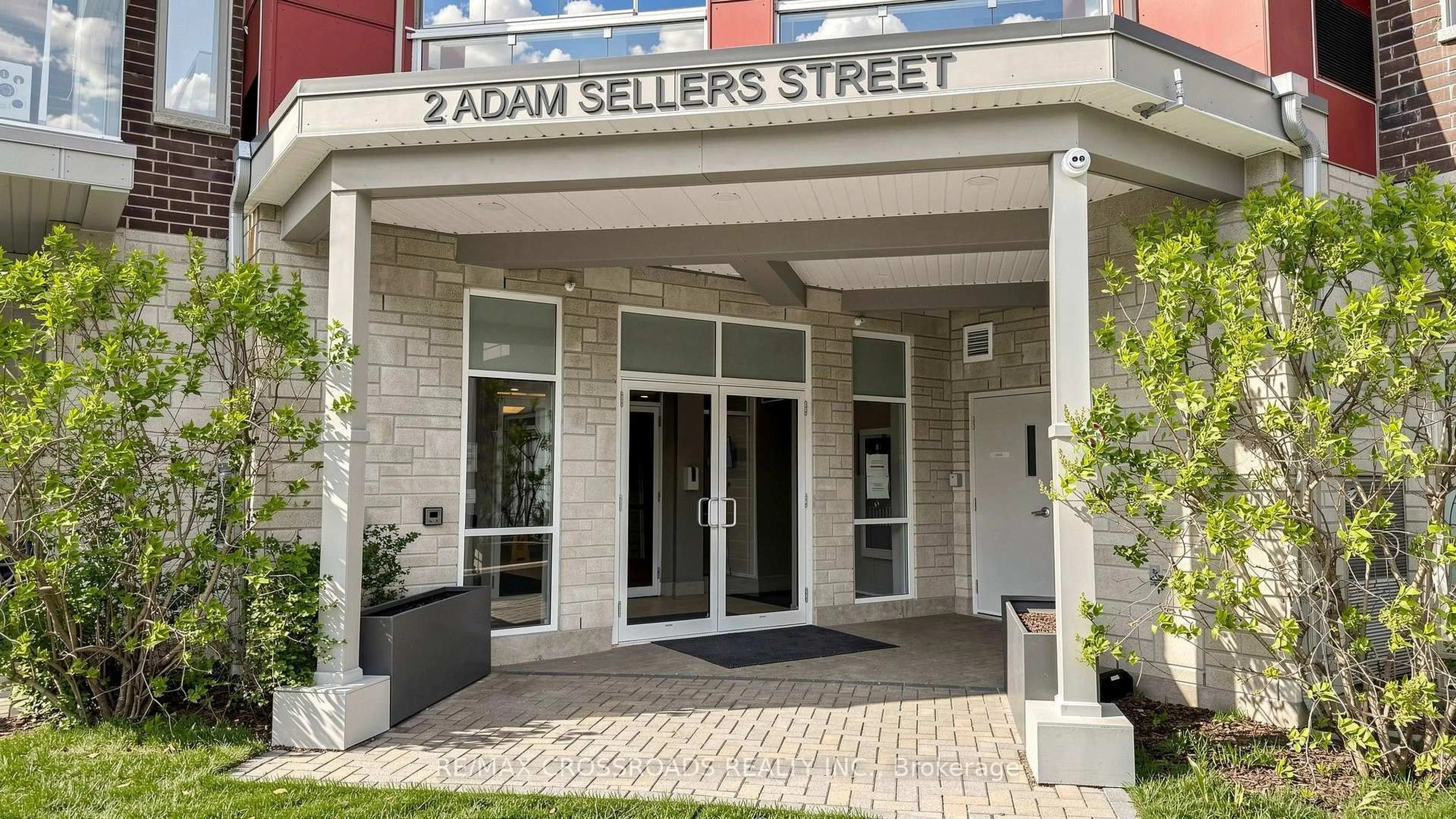 Indoor foyer for 2 Adam Sellers St #410, Markham Ontario L6B 1N2