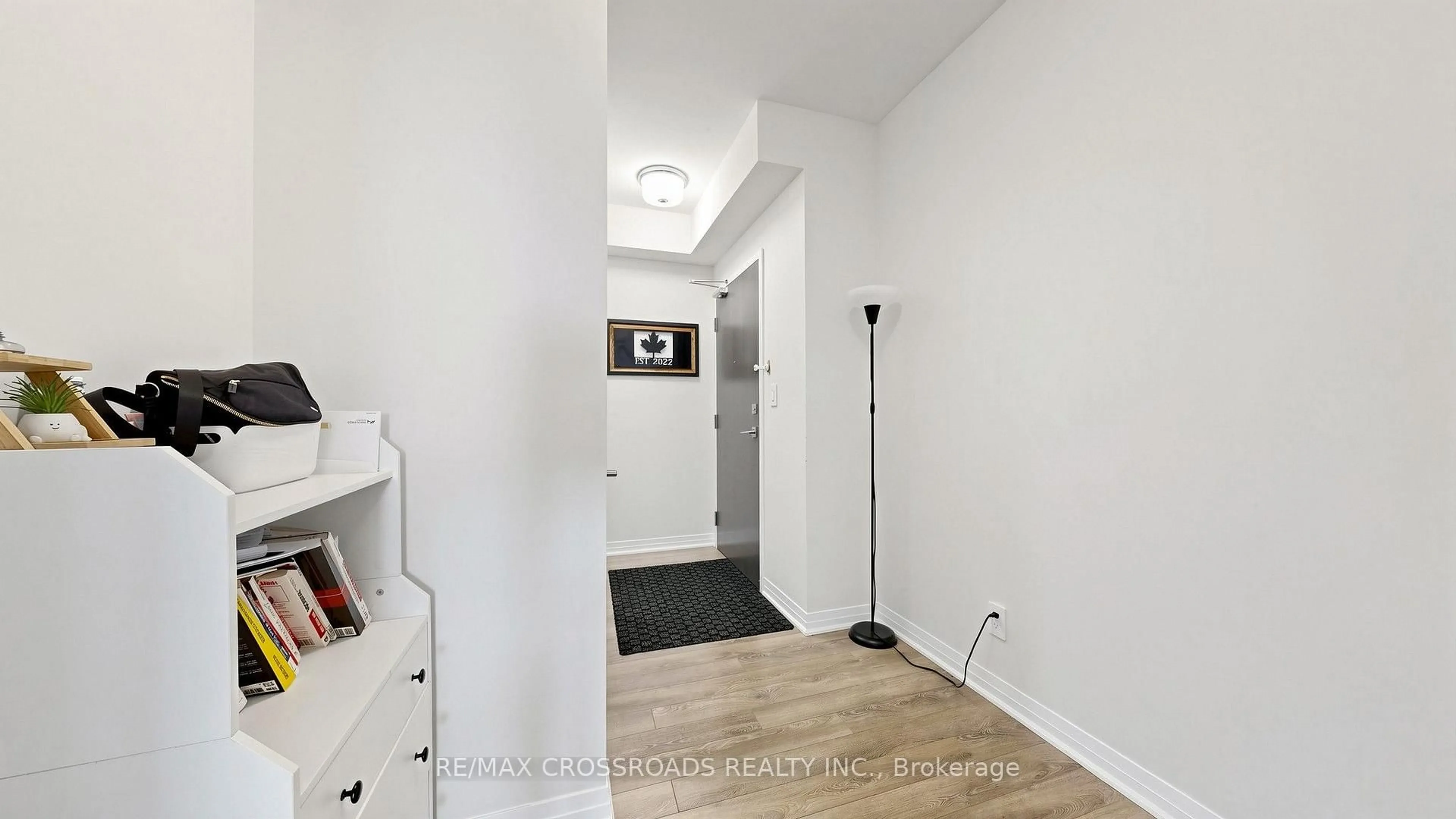 Indoor entryway for 2 Adam Sellers St #410, Markham Ontario L6B 1N2