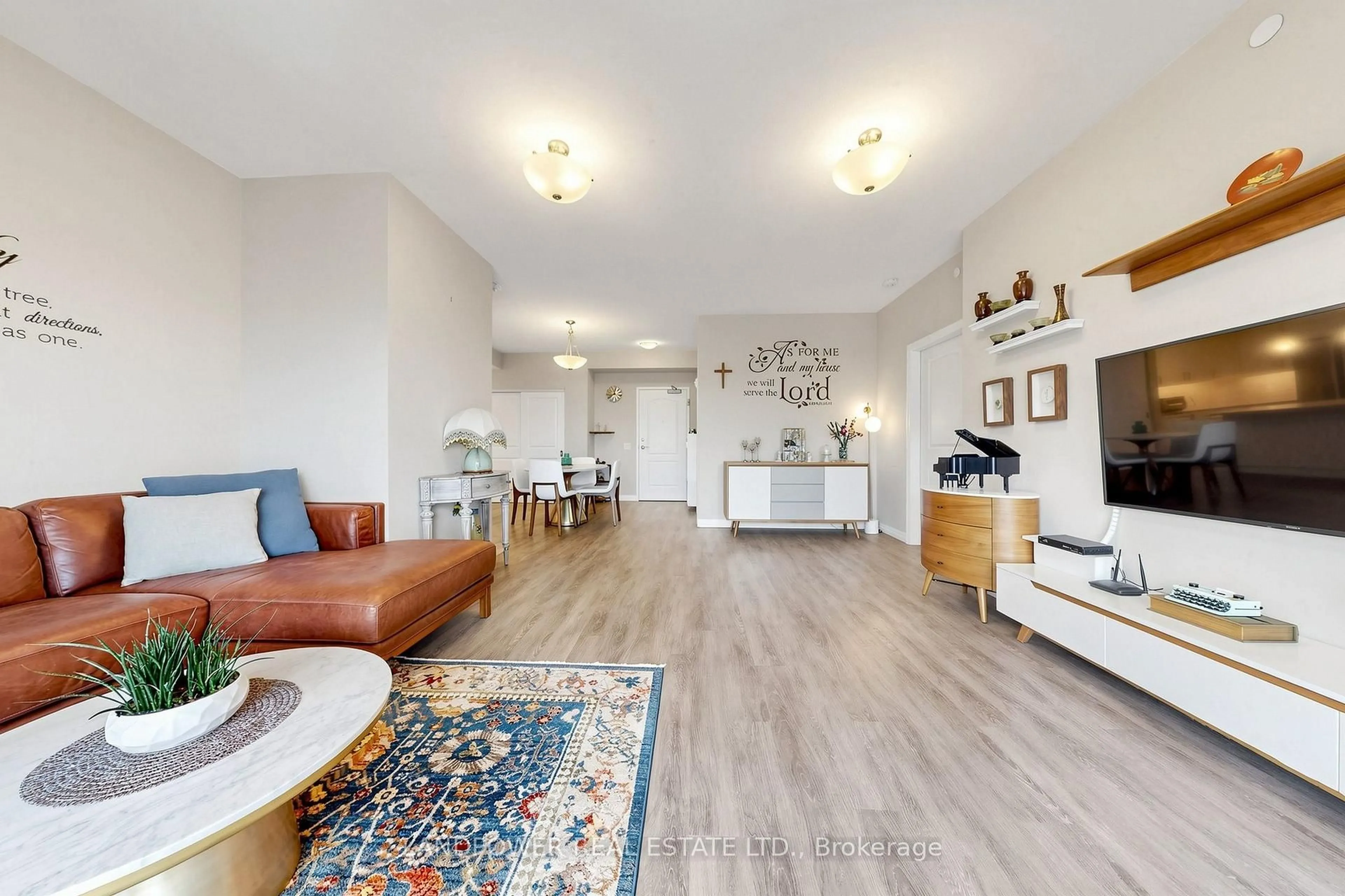 Living room with furniture, unknown for 440 William Graham Dr #503, Aurora Ontario L4G 1X5