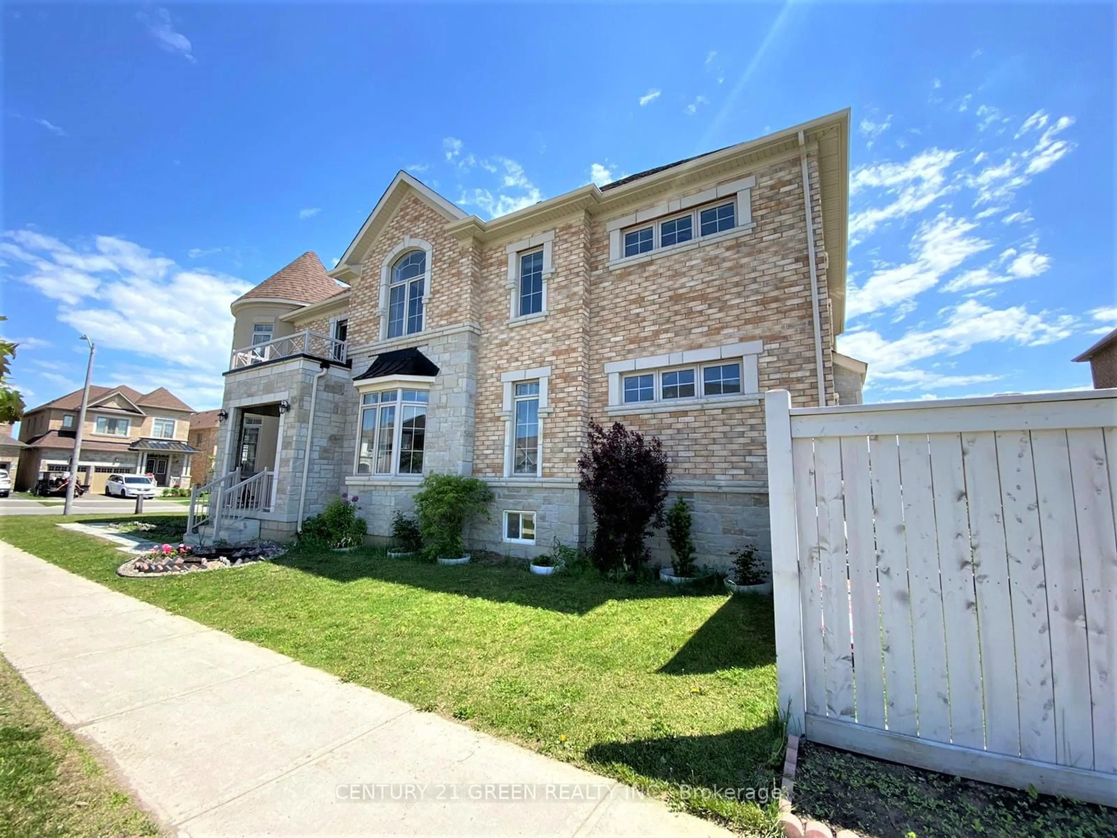 Home with brick exterior material, street for 21 Tupling St, Bradford West Gwillimbury Ontario L3Z 0W8