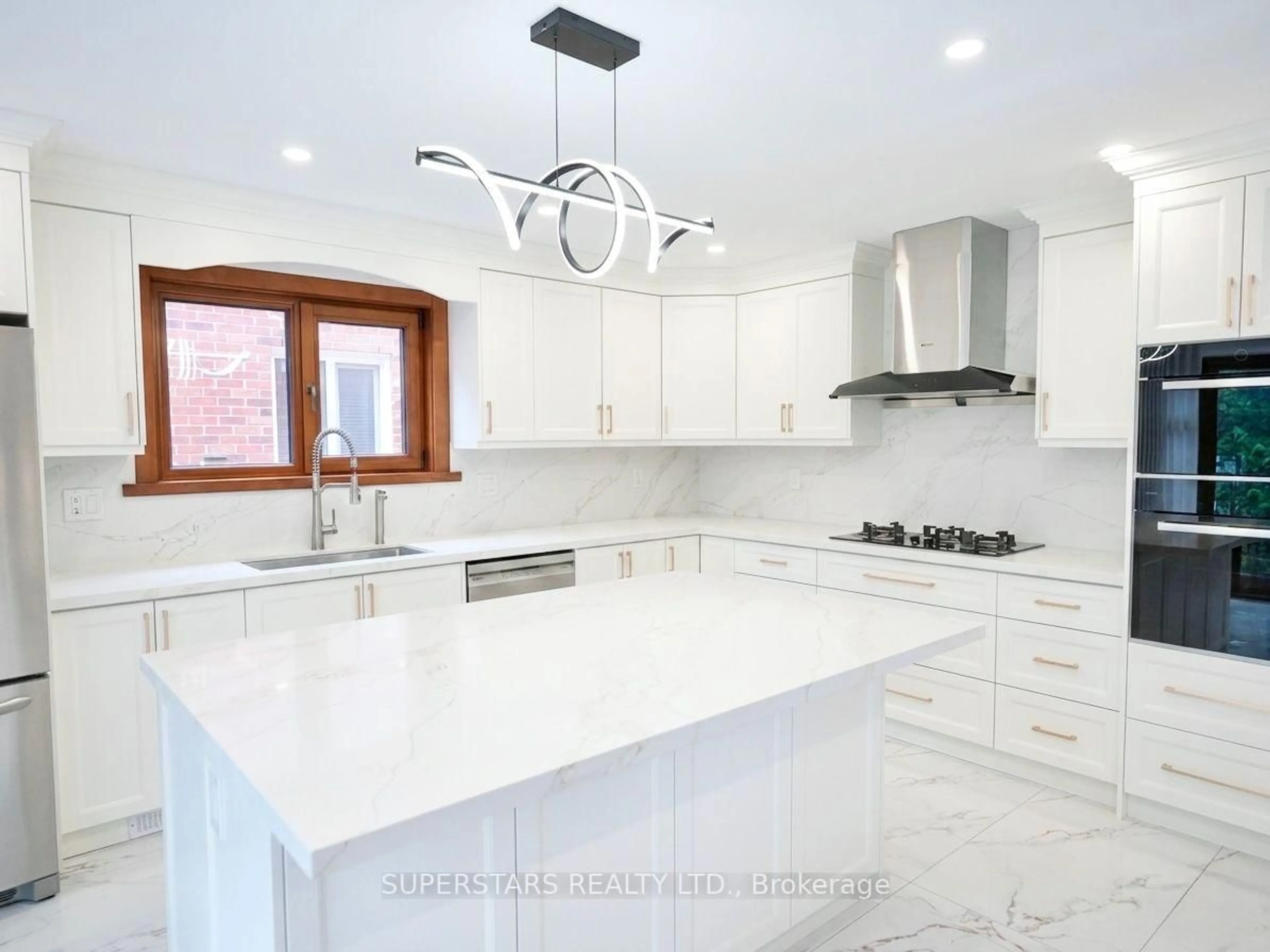 Contemporary kitchen, ceramic/tile floor for 34 Loweswater Ave, Markham Ontario L3R 7W5