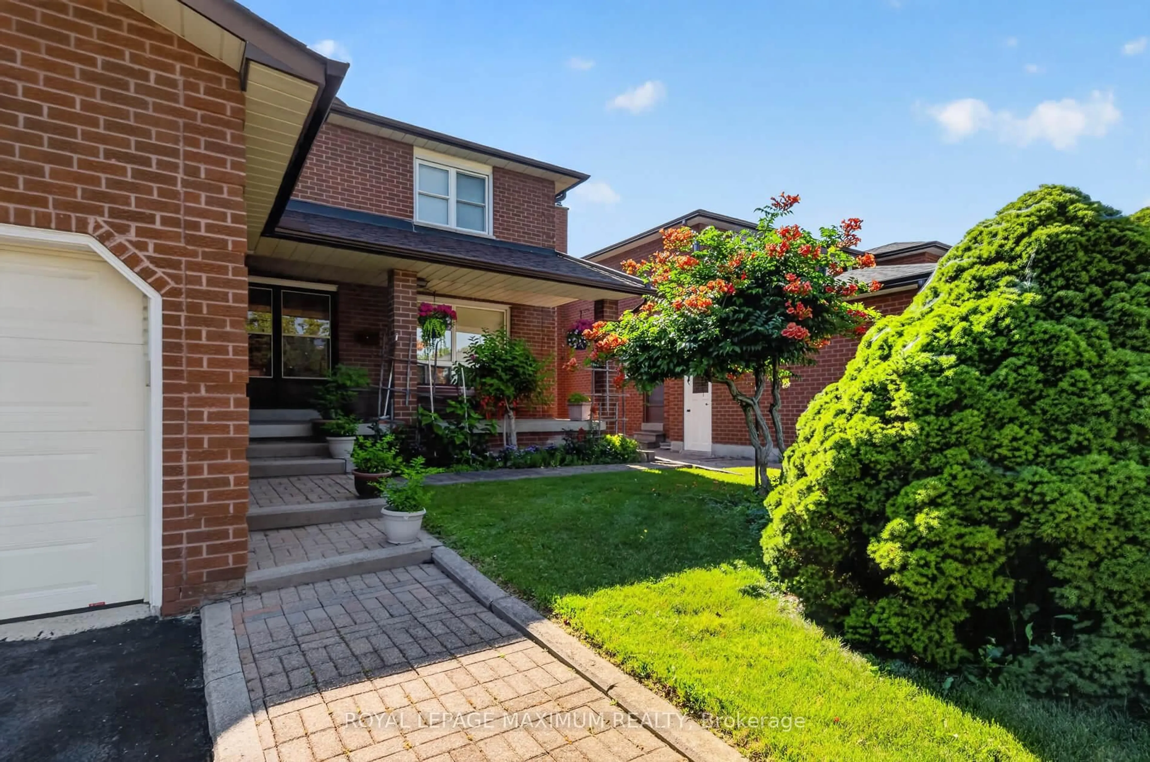 Home with brick exterior material, street for 162 Wigwoss Dr, Vaughan Ontario L4L 2R2