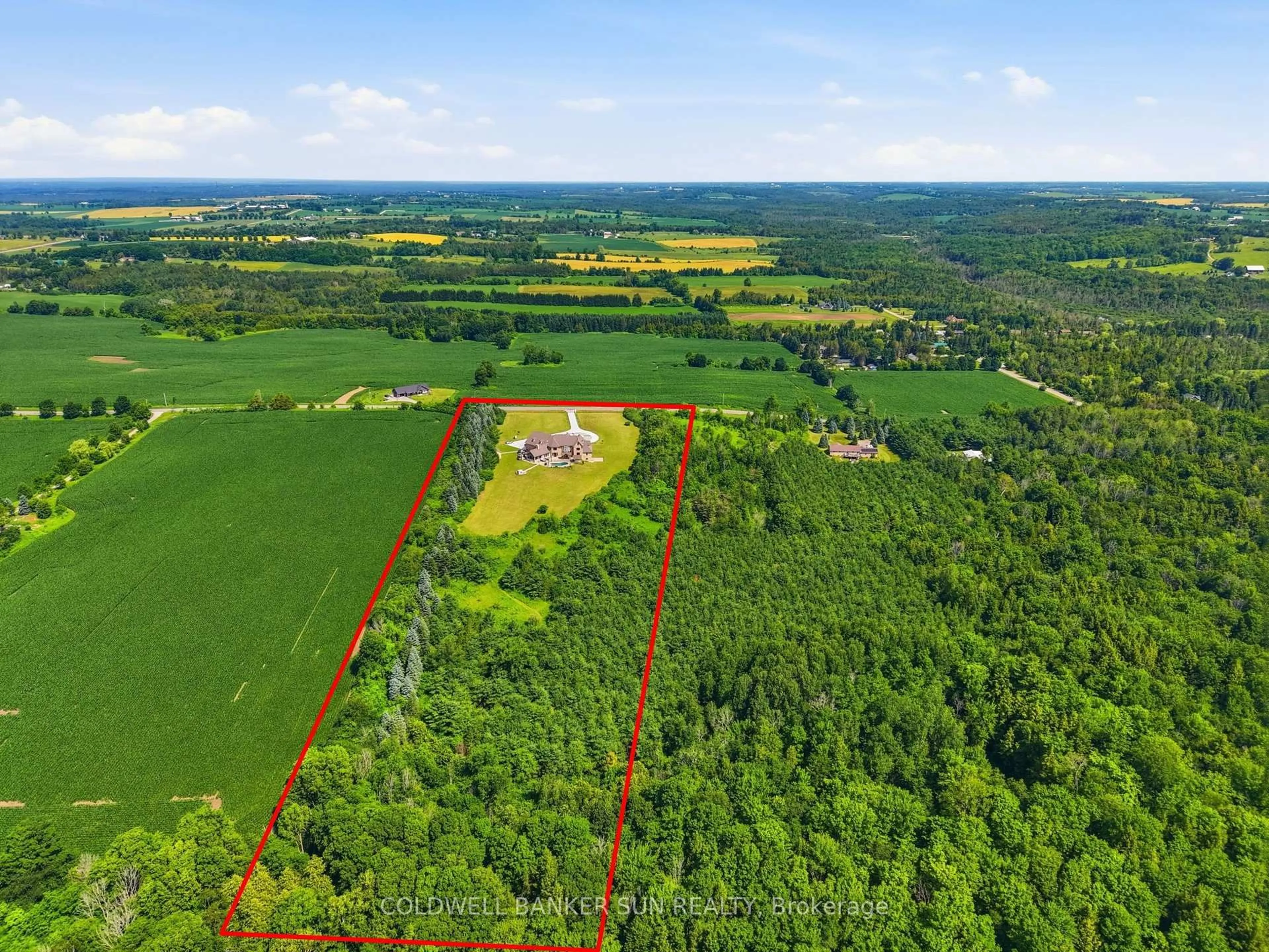 A pic from outside/outdoor area/front of a property/back of a property/a pic from drone, forest/trees view for 761 Foster Dr, Uxbridge Ontario L9P 1R2