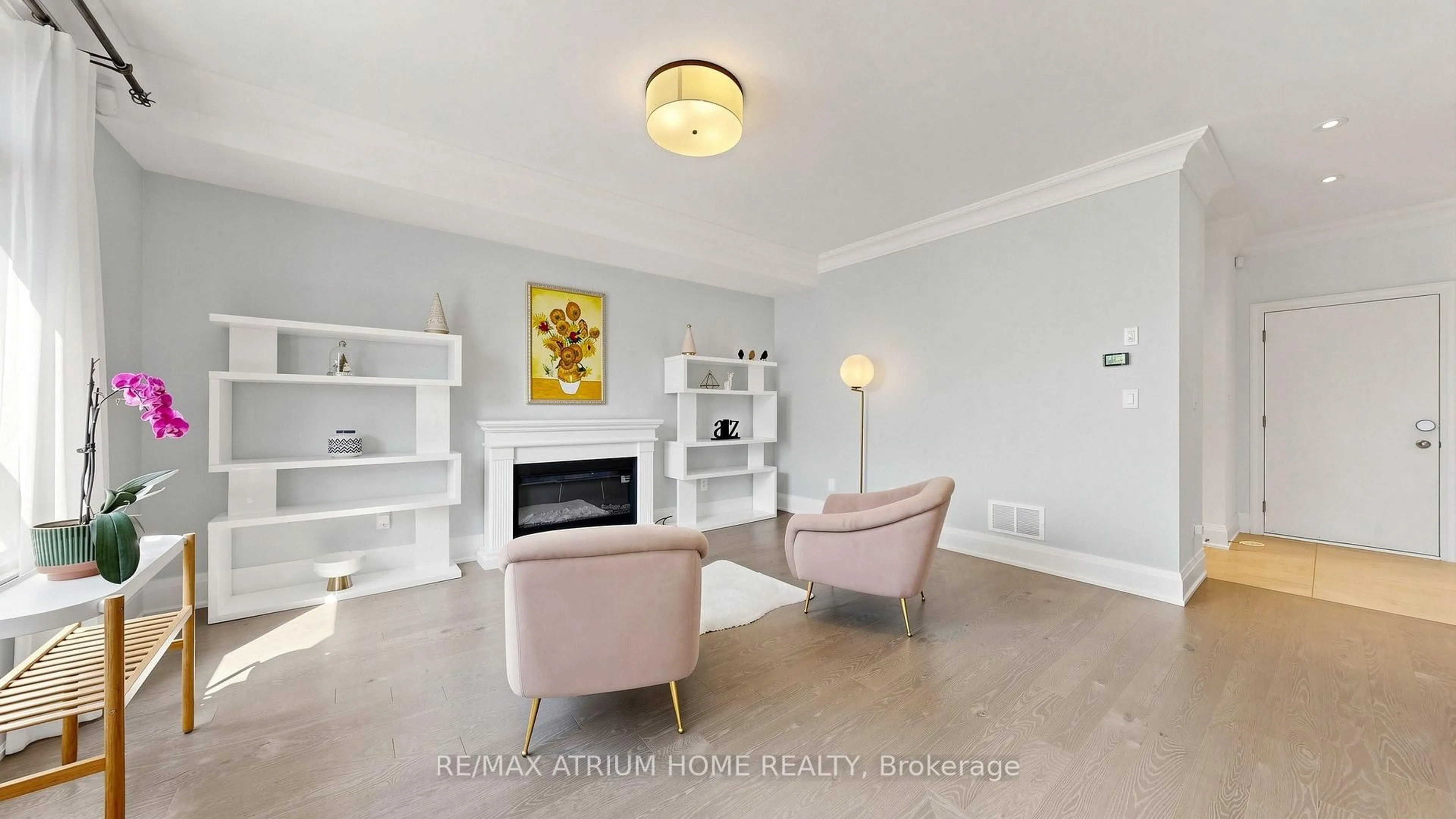 Living room with furniture, unknown for 50 Active Rd, Markham Ontario L3T 0G2