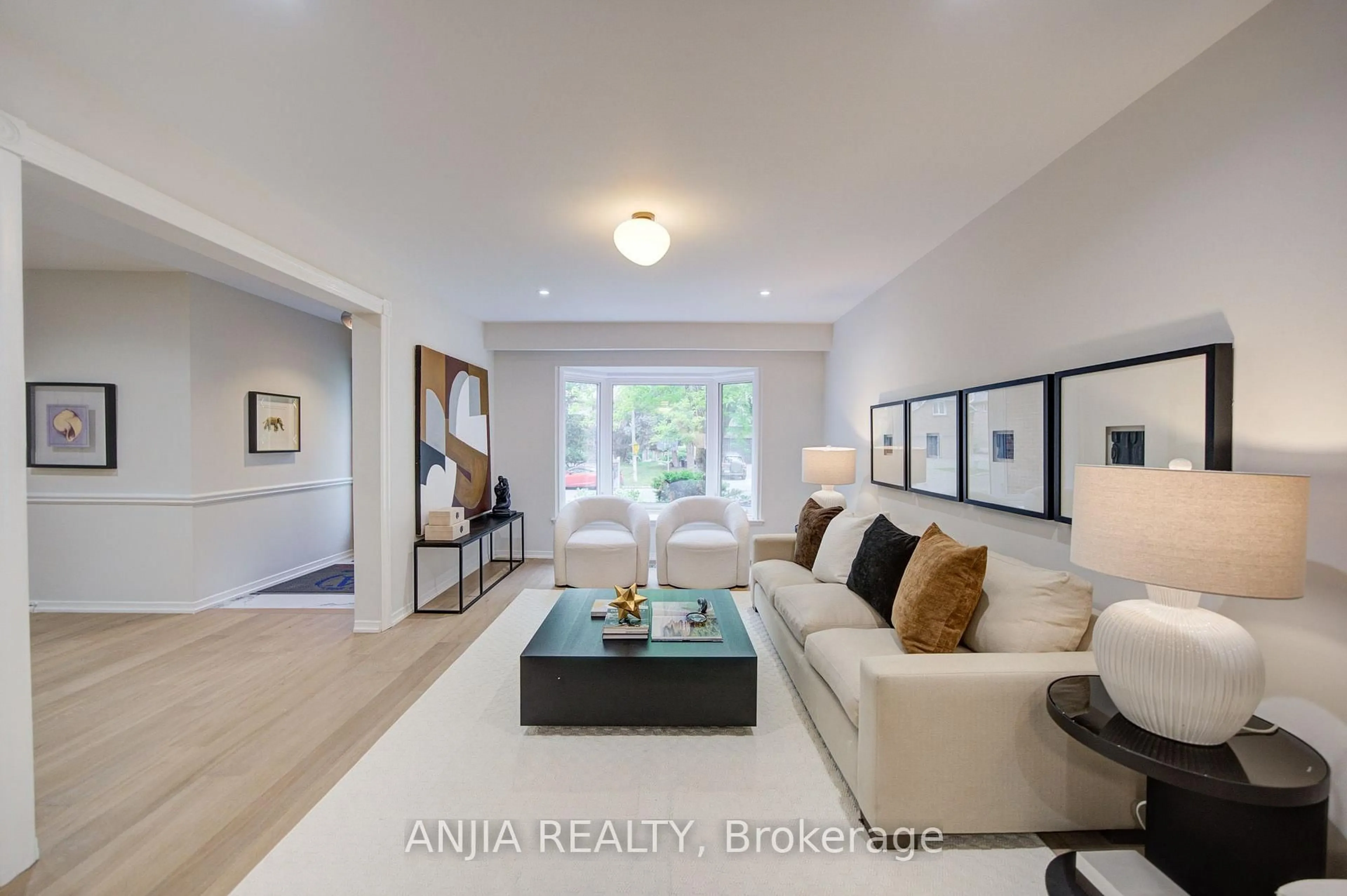 Living room with furniture, unknown for 31 Spanhouse Cres, Markham Ontario L3R 4E2