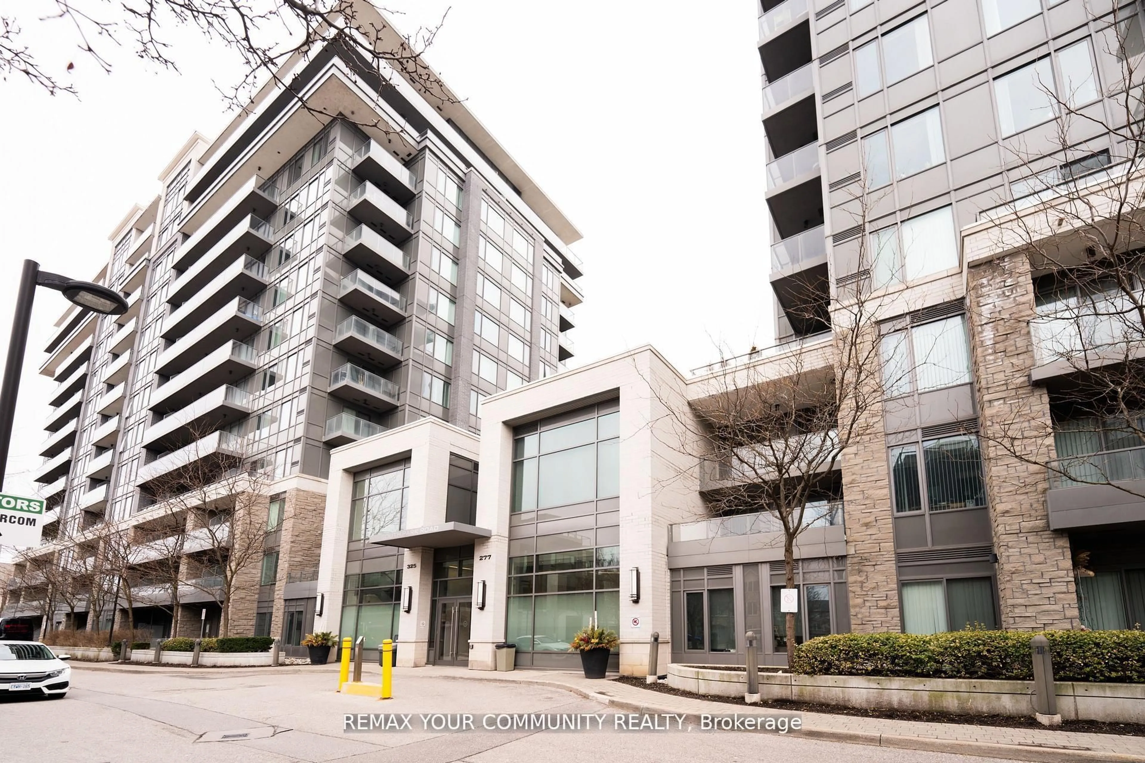 Unknown for 325 South Park Rd #520, Markham Ontario L3T 0B8