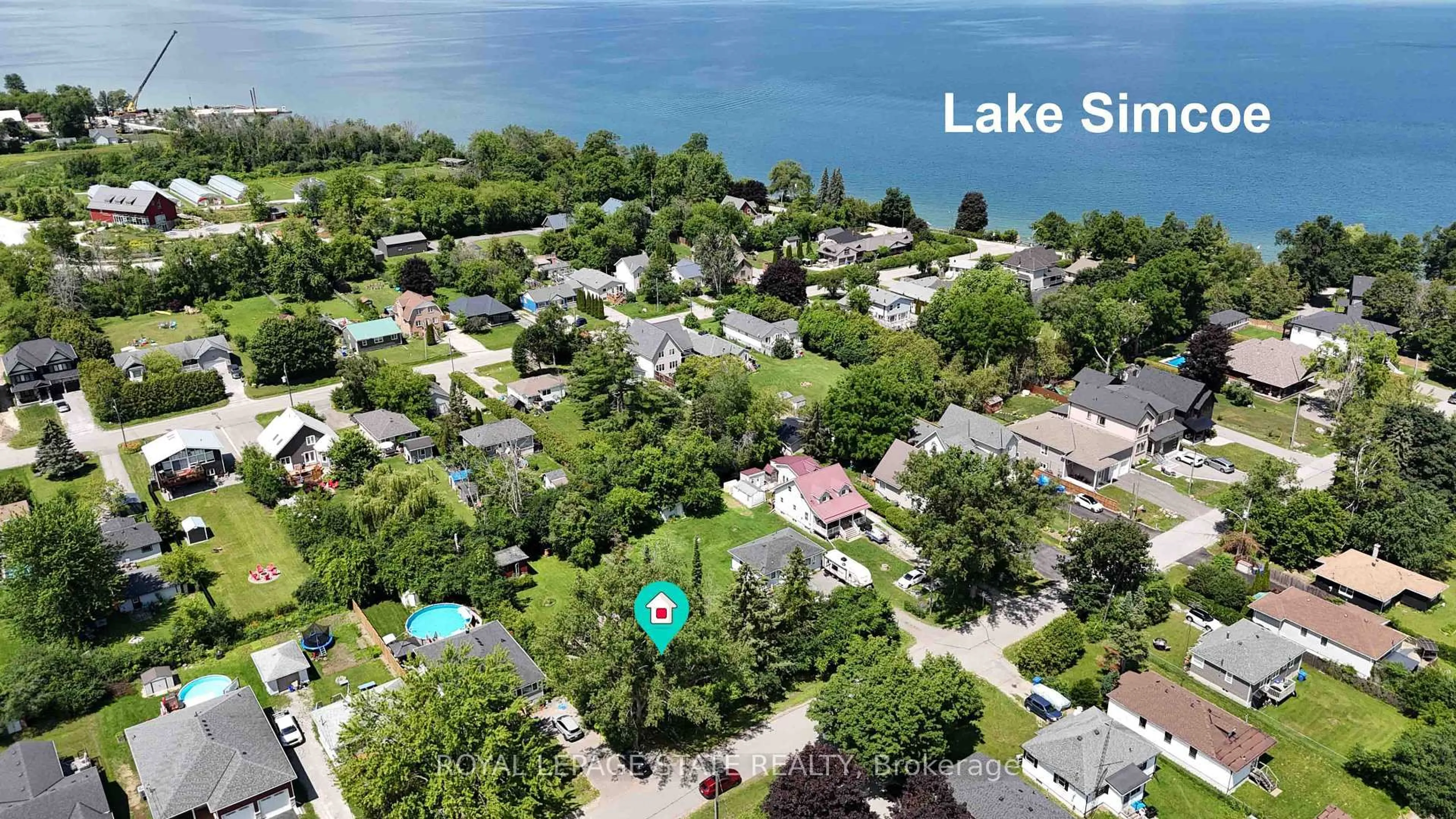 A pic from outside/outdoor area/front of a property/back of a property/a pic from drone, water/lake/river/ocean view for 104 Farley Circ, Georgina Ontario L0E 1S0