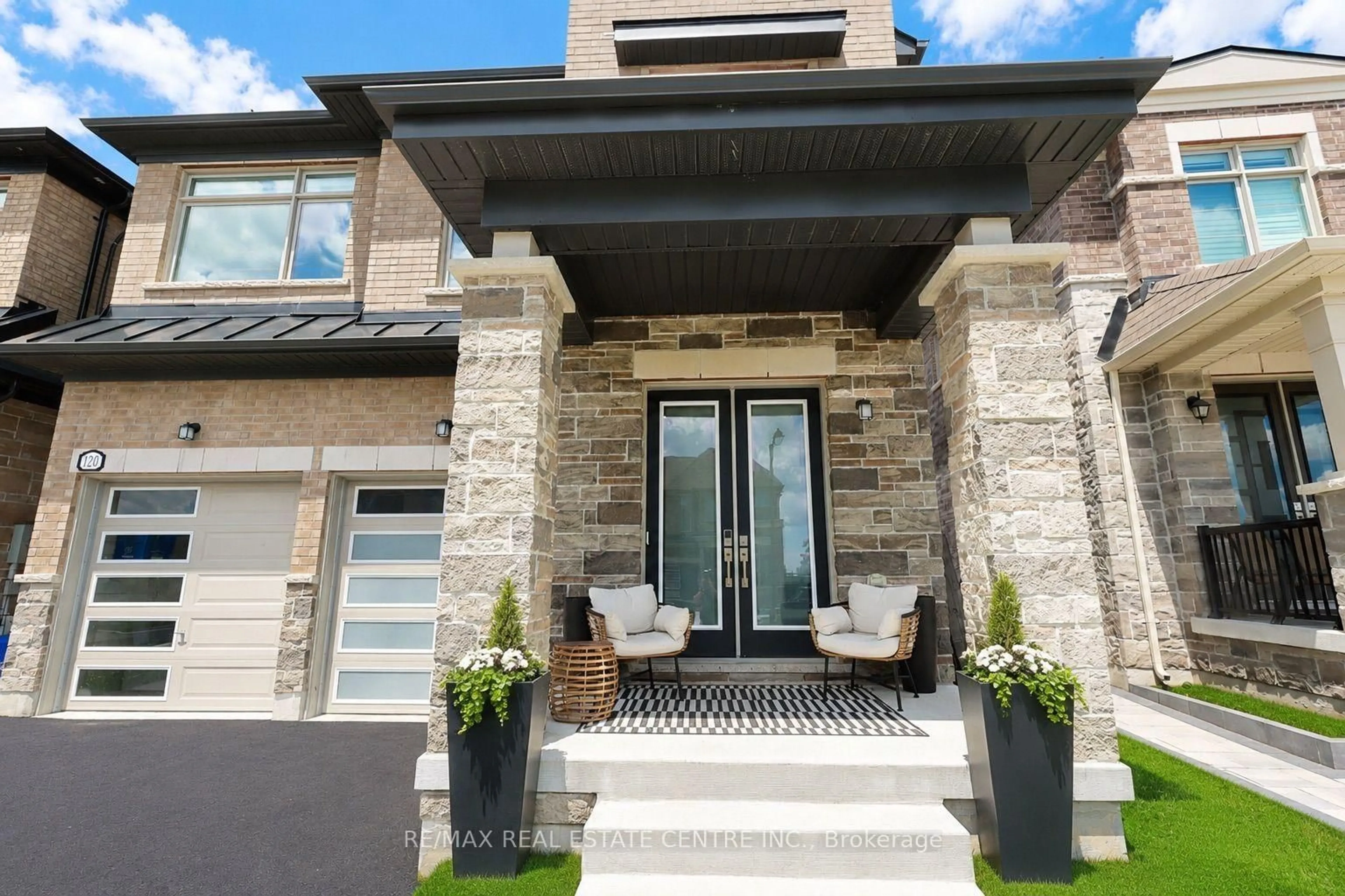 Home with brick exterior material, street for 120 Busato Dr, Whitchurch-Stouffville Ontario L4A 4V6