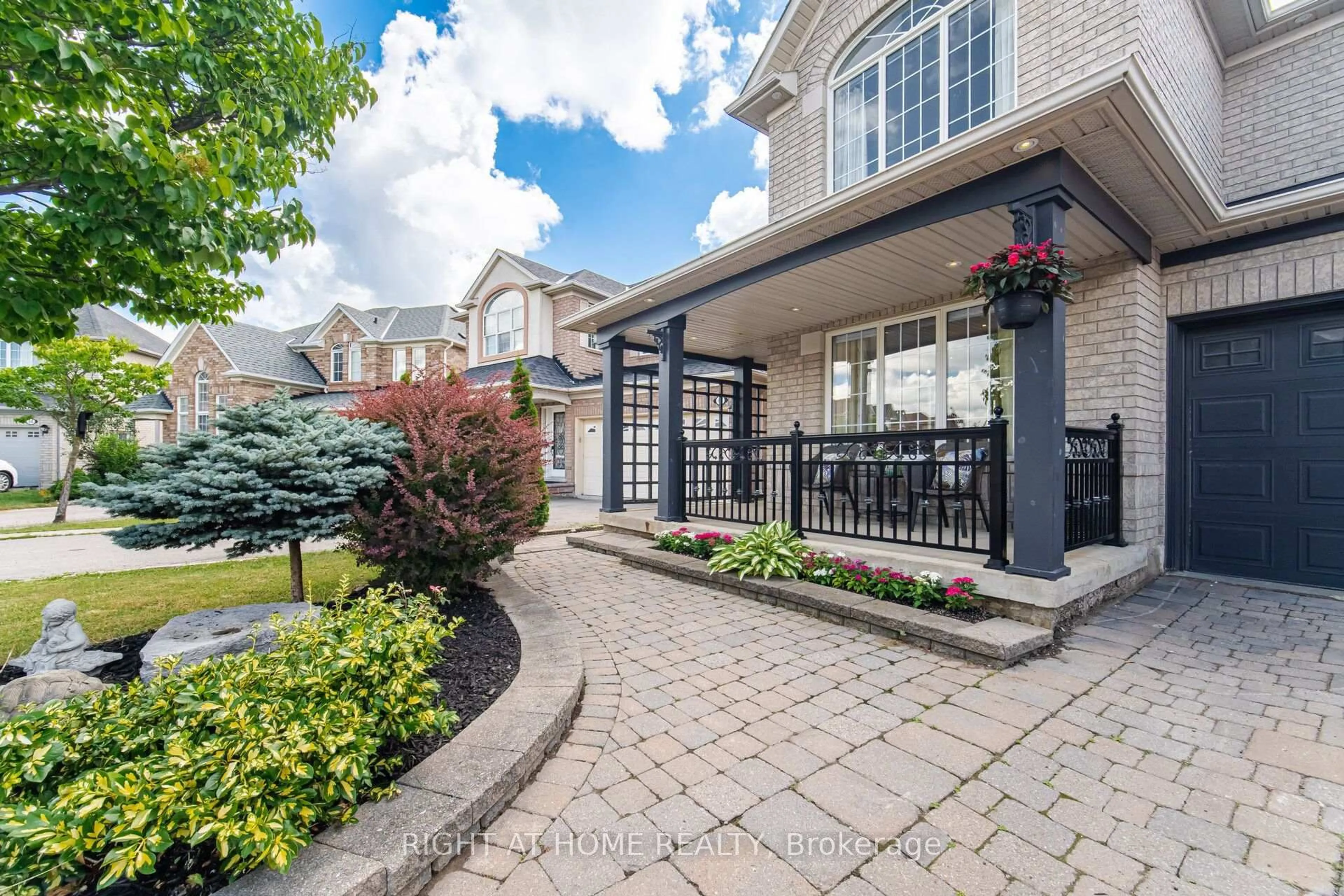 Unknown for 44 Crew Cres, Vaughan Ontario L6A 3E9