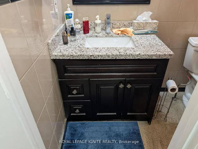 98 Chloe Cres, Markham 4