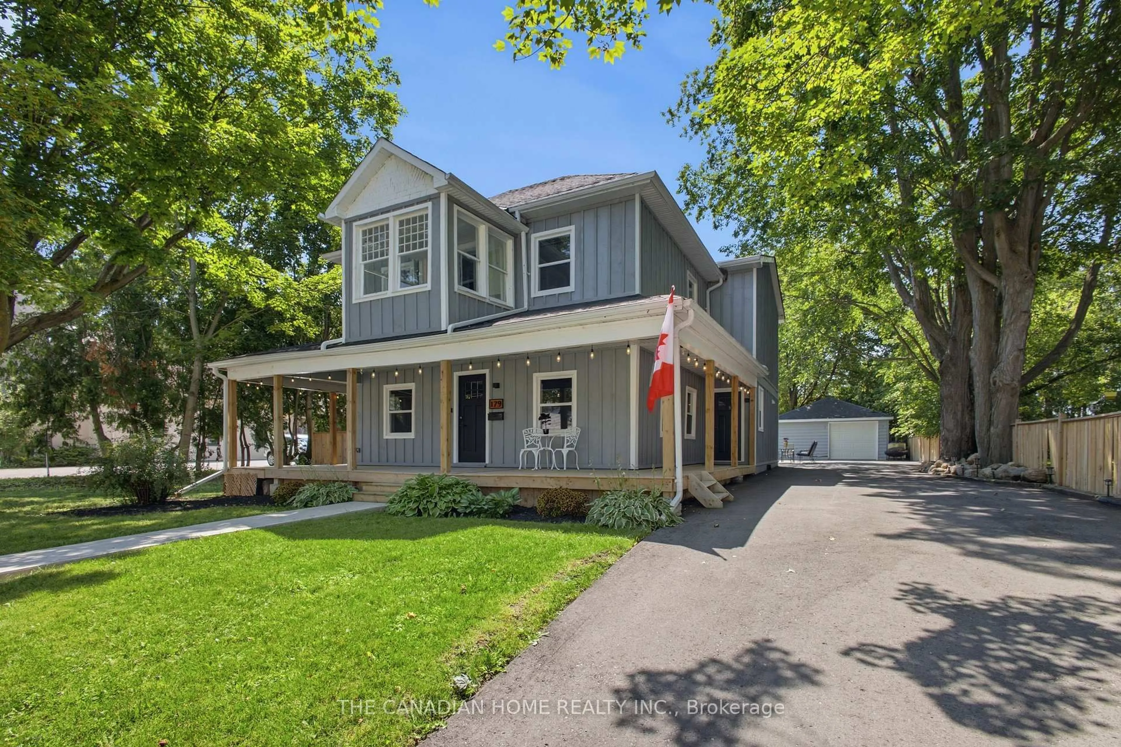 Home with vinyl exterior material, street for 179 Church St, Georgina Ontario L4P 1J4