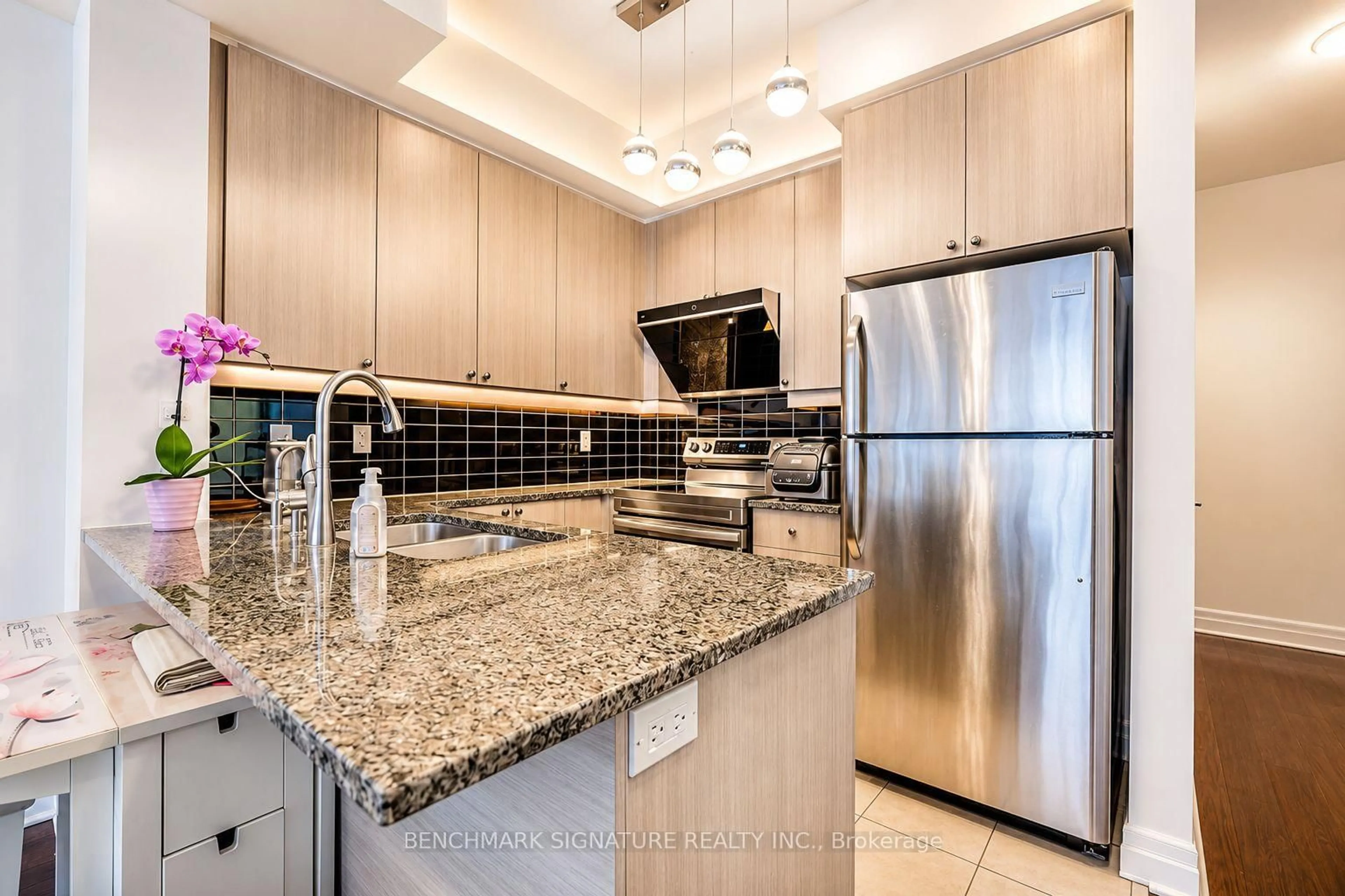 Unknown for 8110 Birchmount Rd #315E, Markham Ontario L6G 0E3