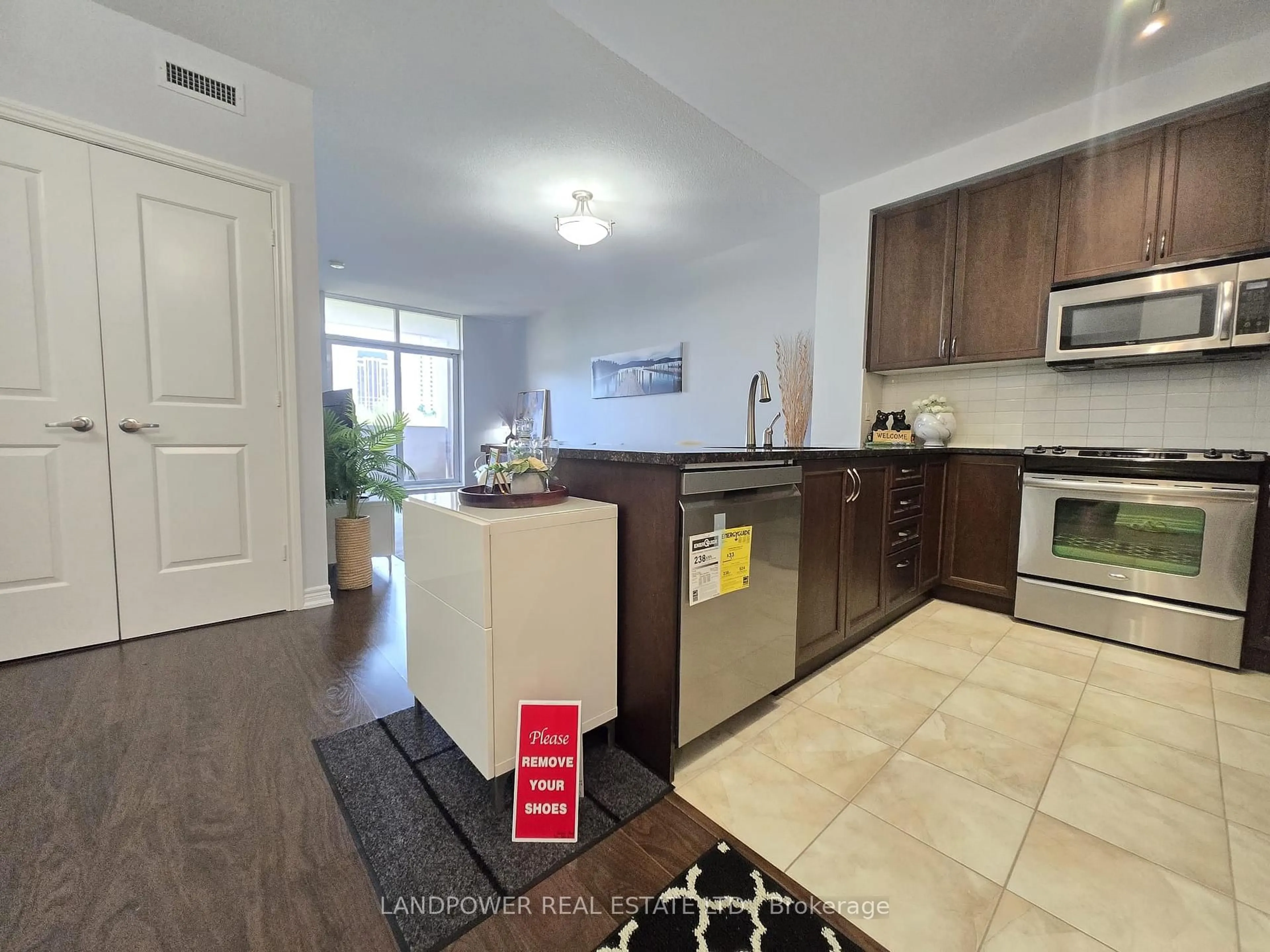 Open concept kitchen, unknown for 9245 Jane St #208, Vaughan Ontario L6A 0J9