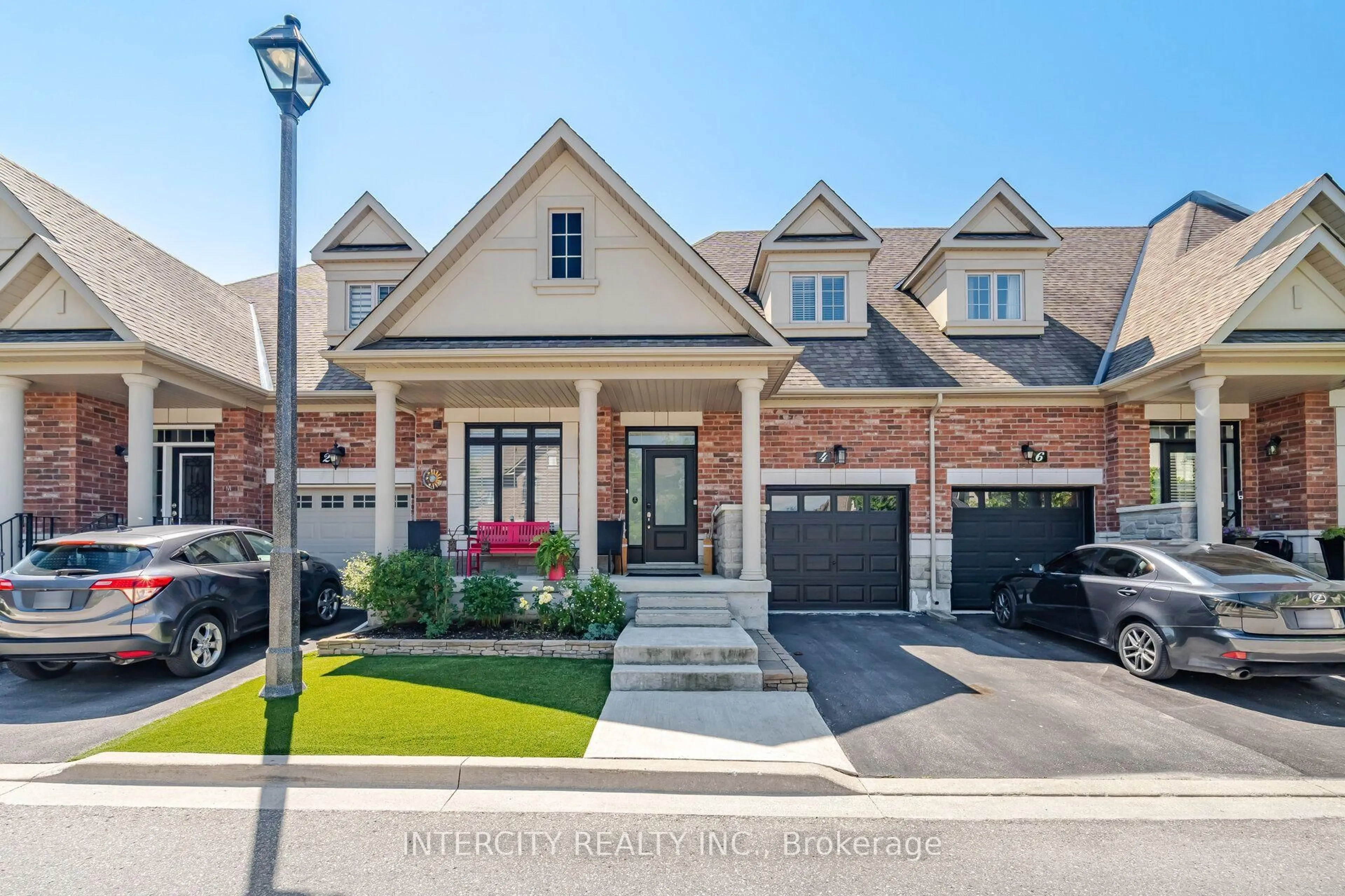 Home with brick exterior material, street for 4 Petersen Pl, King Ontario L0G 1N0