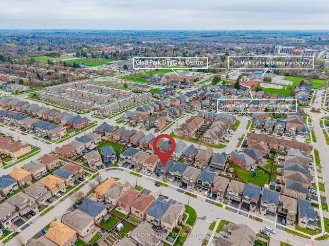 62 Creekland Ave, Whitchurch-Stouffville 5