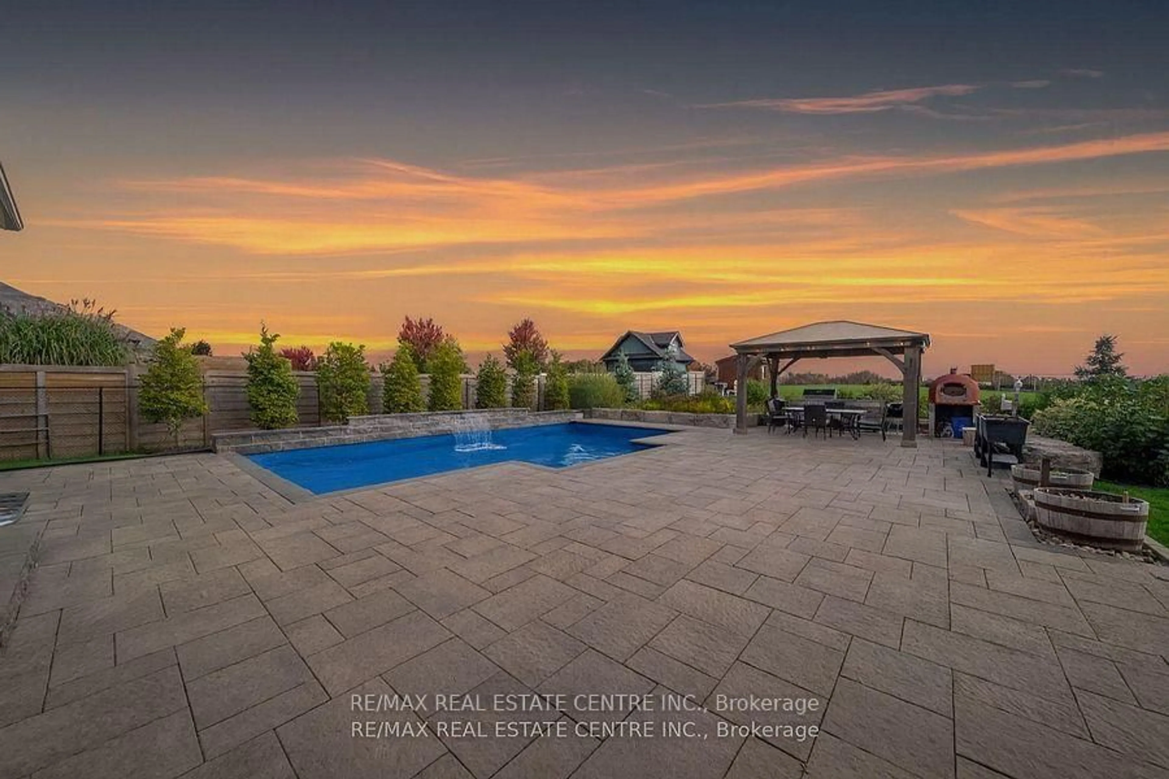 Unknown for 303 Sunnybrae Ave, Innisfil Ontario L9S 1E5