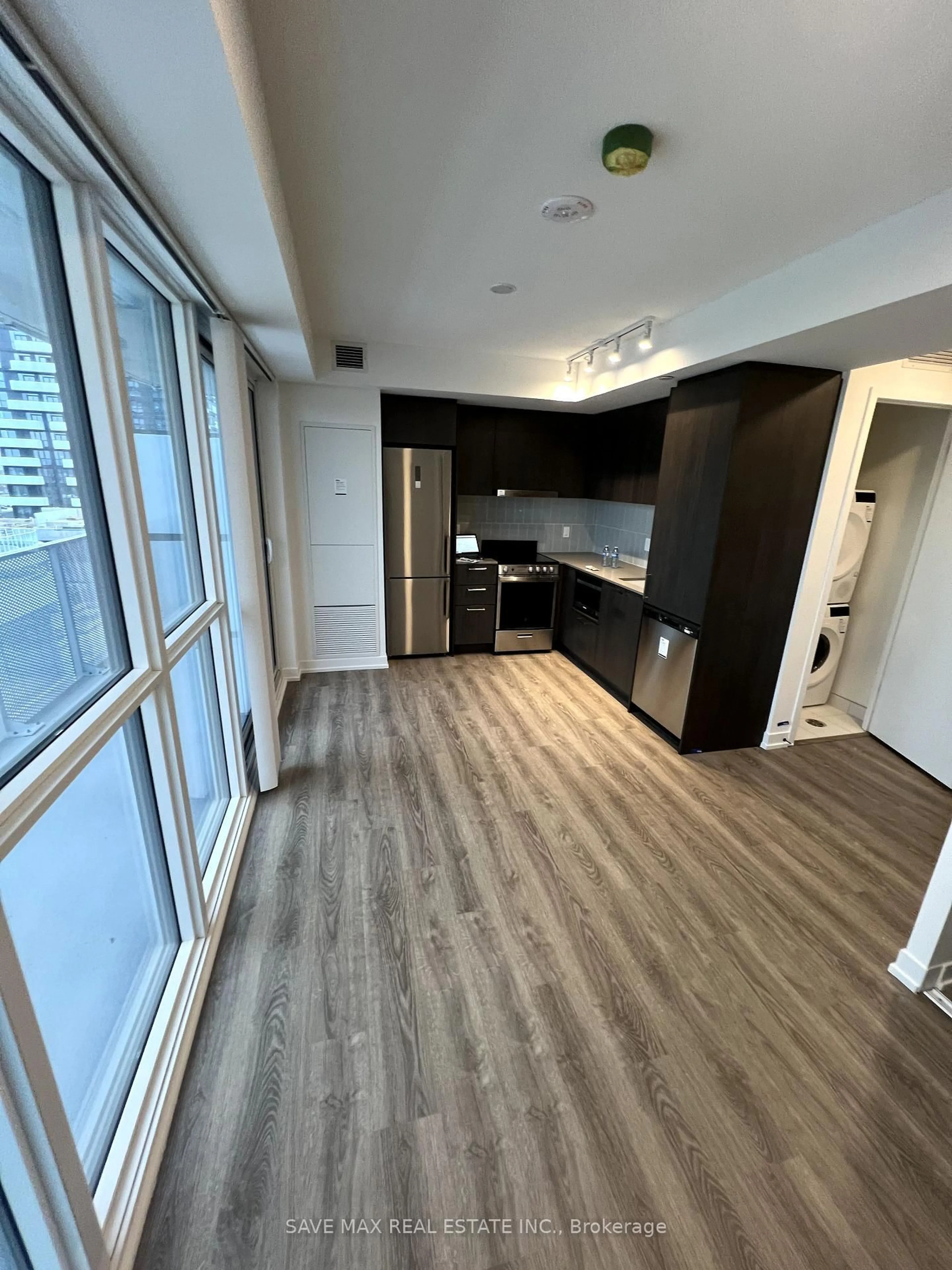 A pic of a room for 195 Commerce St #912, Vaughan Ontario L4K 0P9
