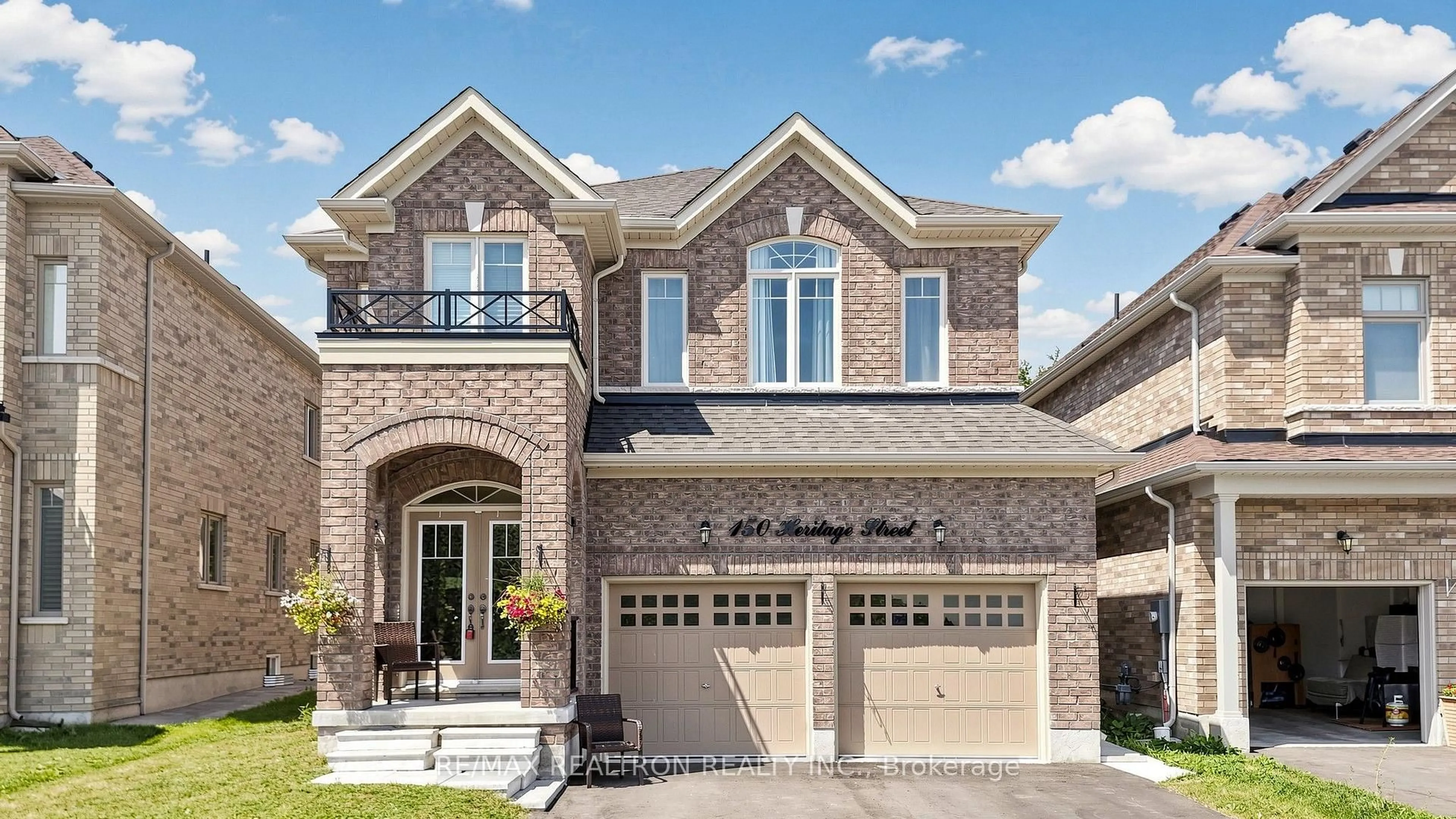 Home with brick exterior material, street for 150 Heritage St, Bradford West Gwillimbury Ontario L3Z 4M6