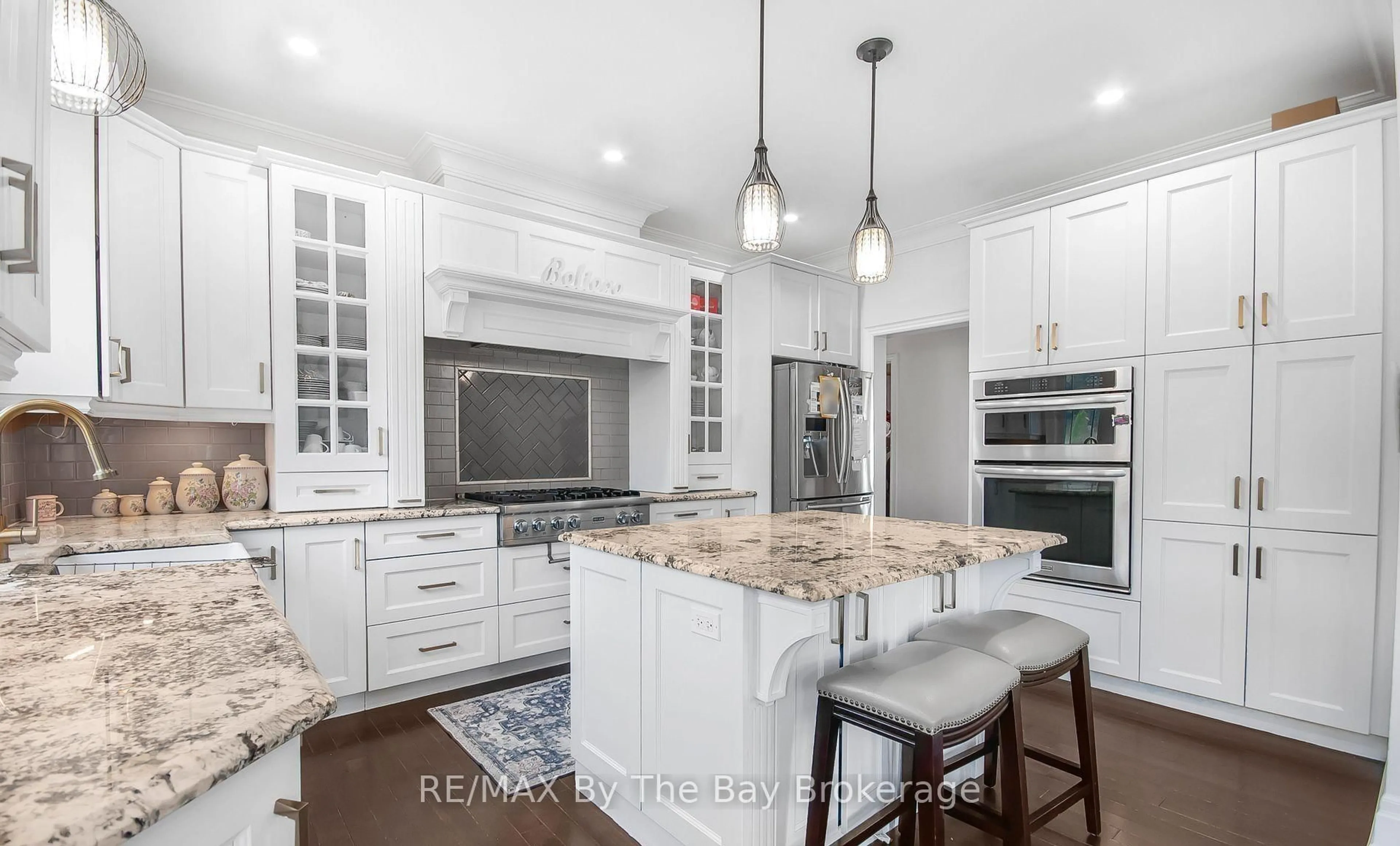 Open concept kitchen, ceramic/tile floor for 23 Goodwood St, Uxbridge Ontario L0C 1A0