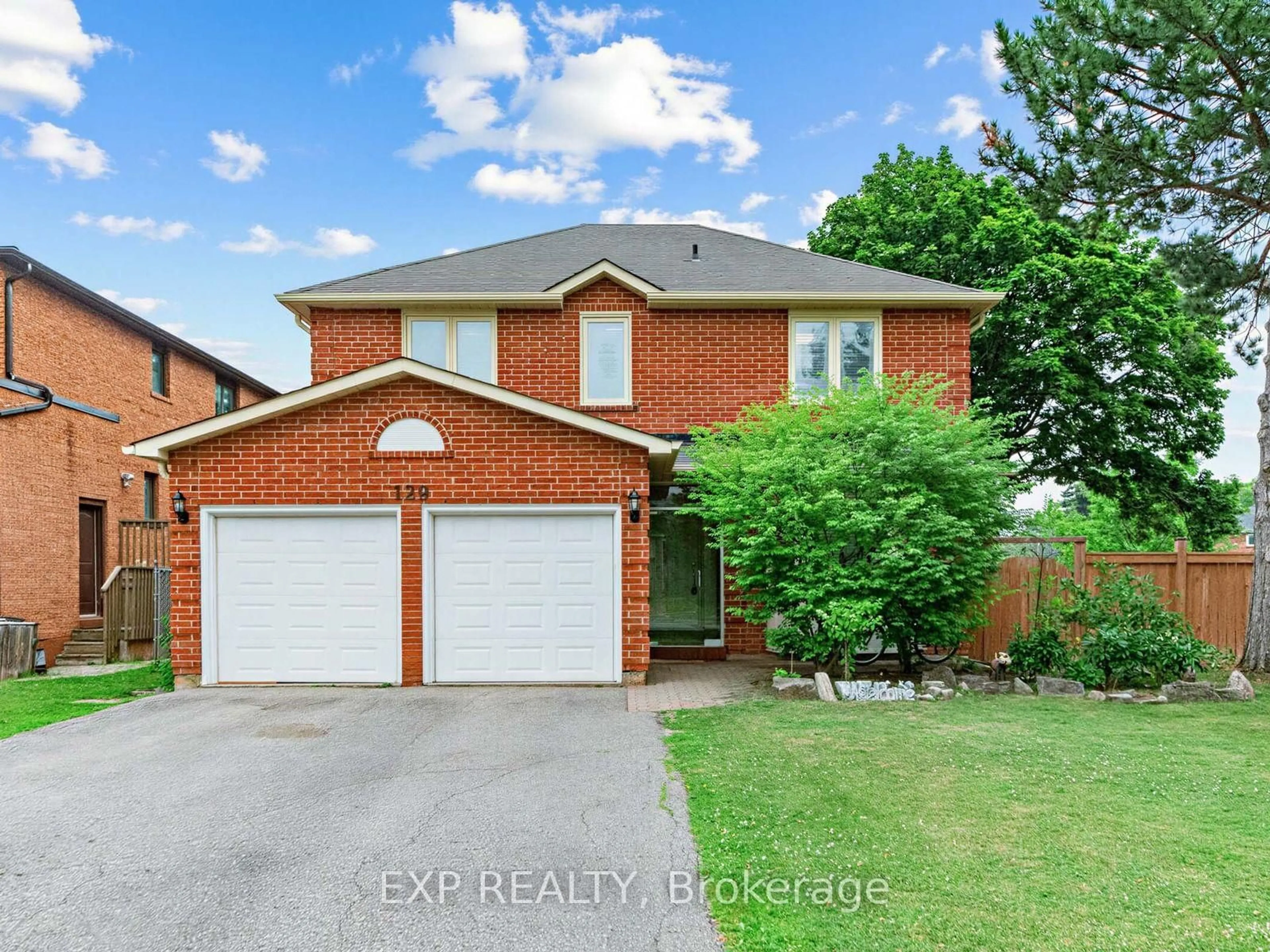 Home with brick exterior material, street for 129 Franklin Ave, Vaughan Ontario L4J 4X6