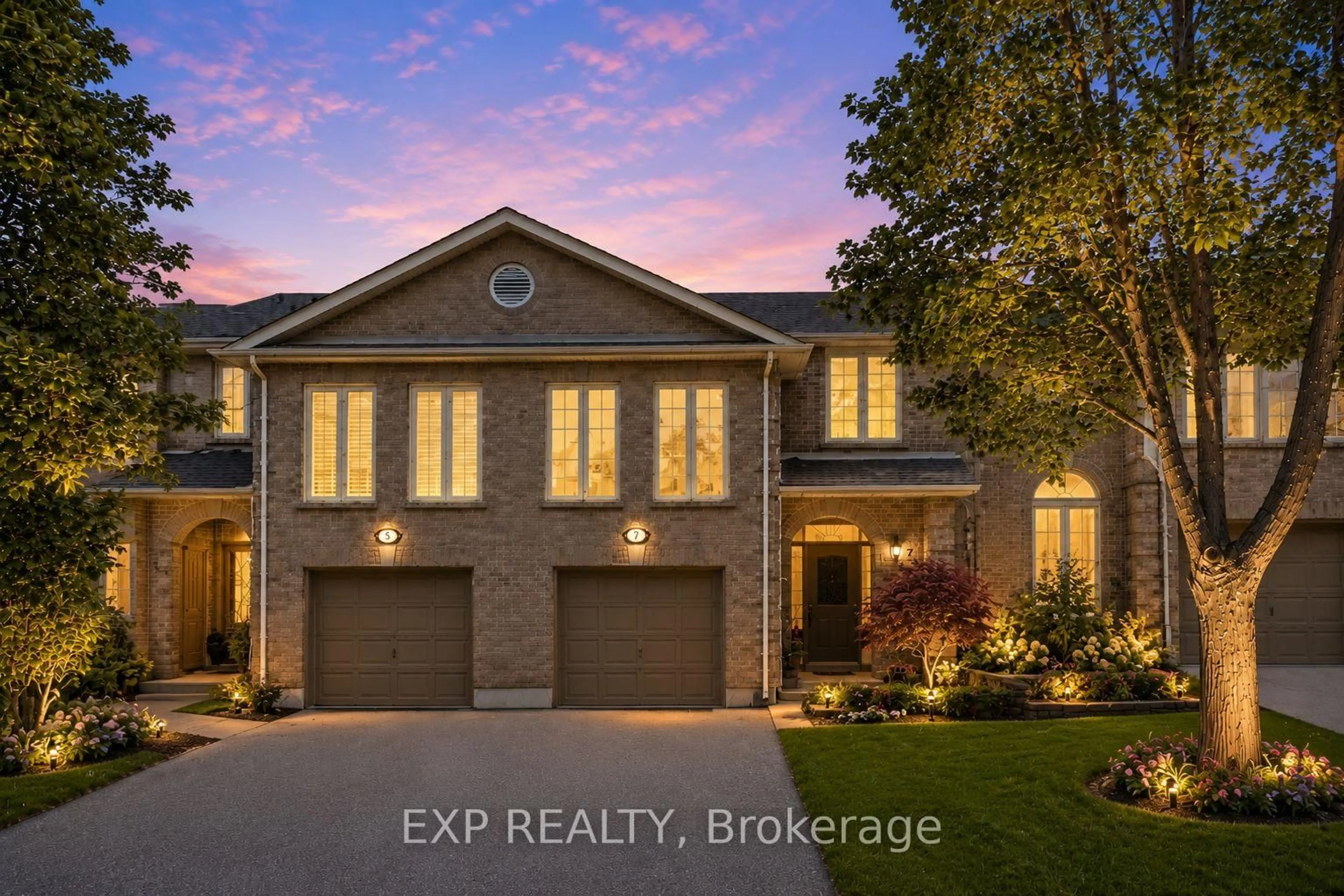 Home with brick exterior material, street for 7 Wetherby Circ, Markham Ontario L3T 7R8