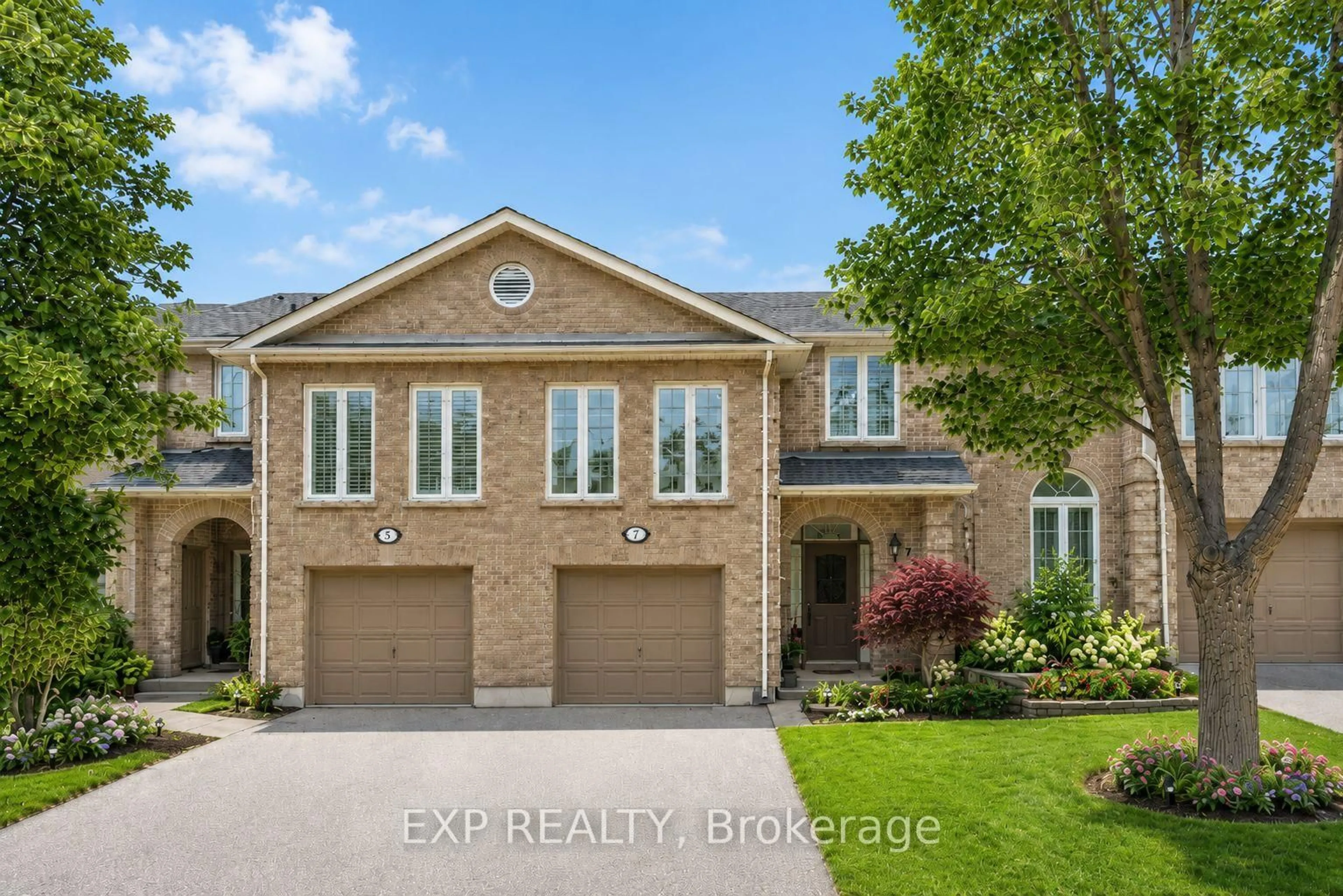 Home with brick exterior material, street for 7 Wetherby Circ, Markham Ontario L3T 7R8
