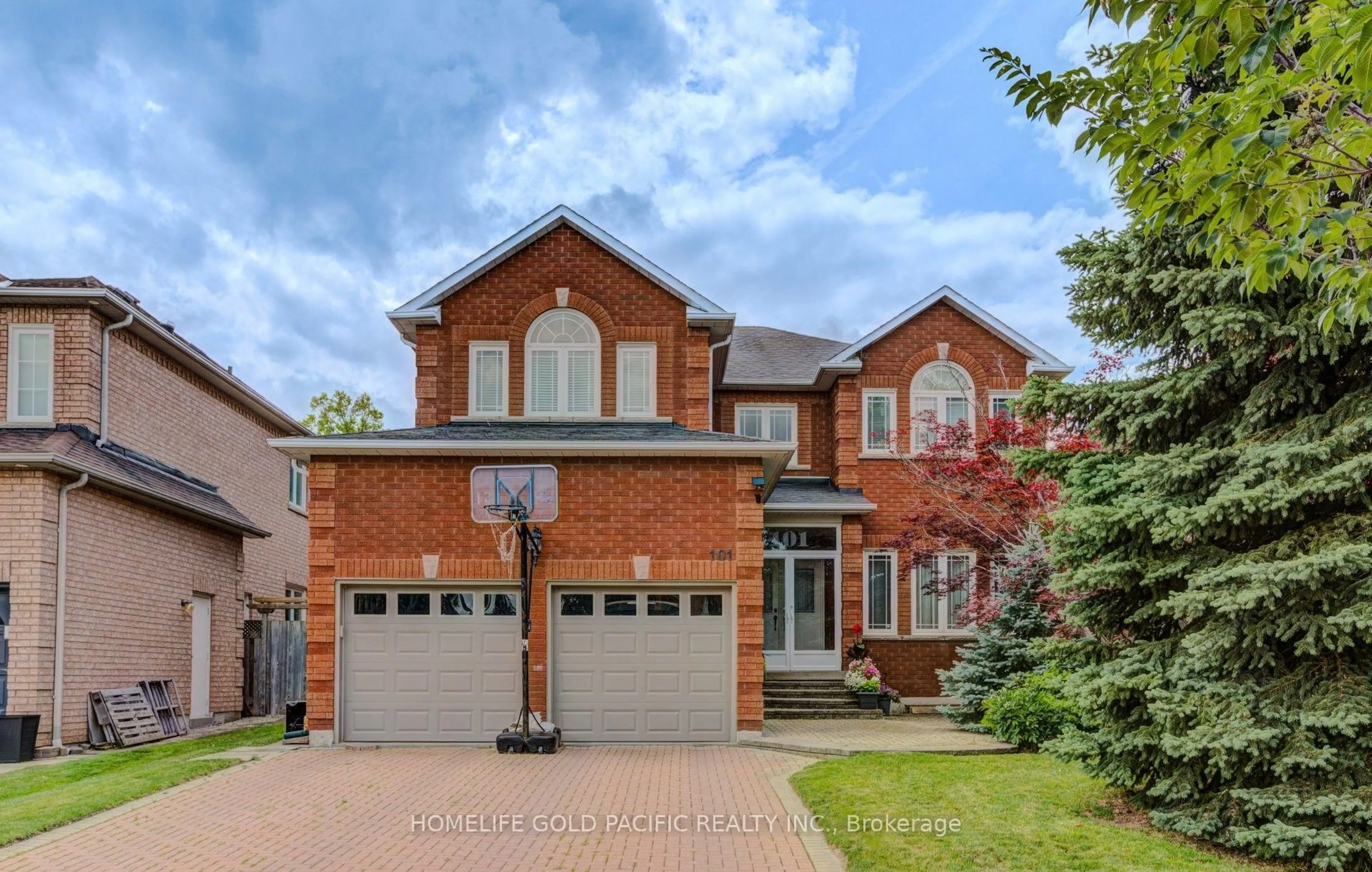 Home with brick exterior material, street for 101 Clarendon Dr, Richmond Hill Ontario L4B 3W5
