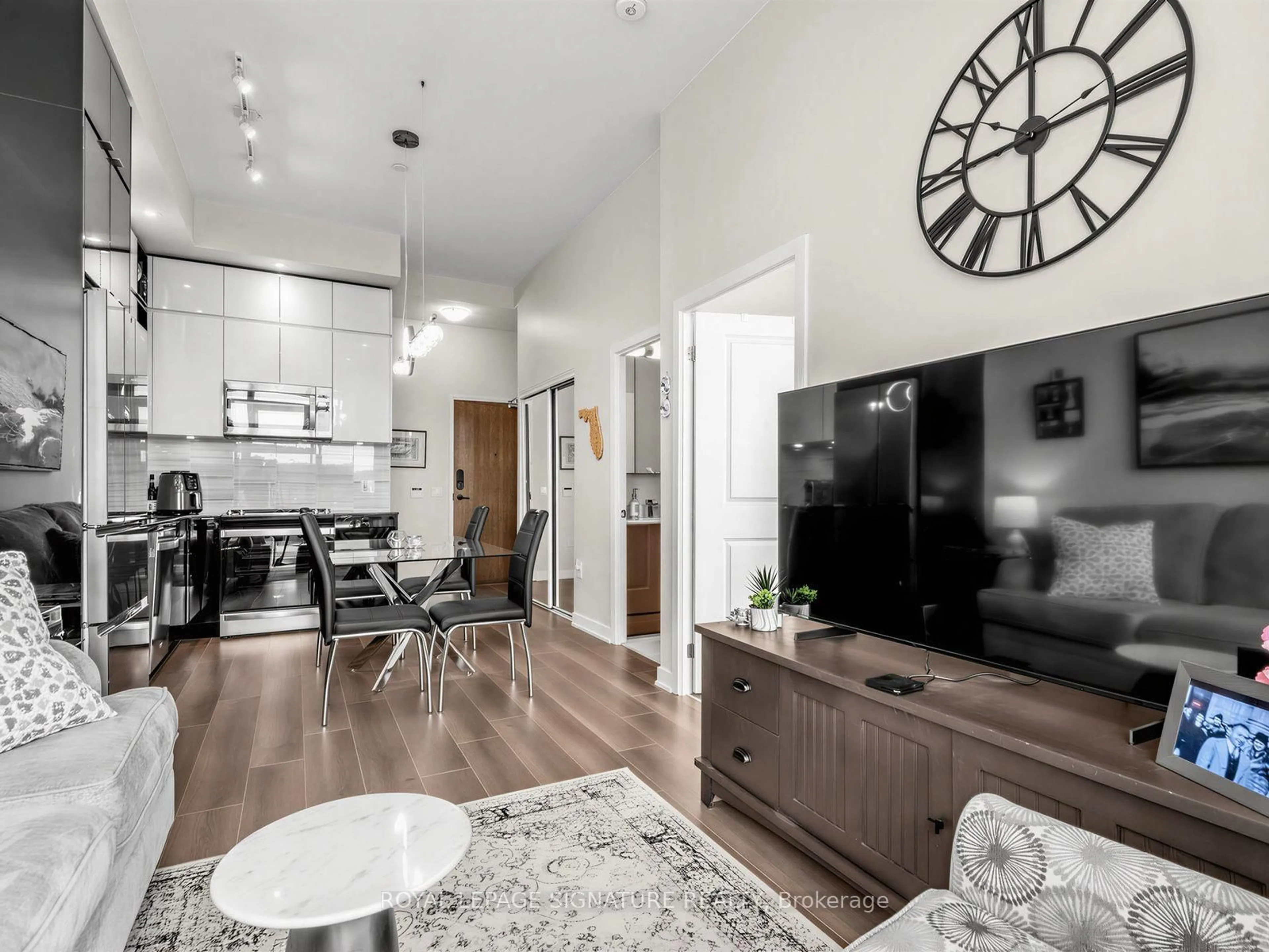 Open concept kitchen, unknown for 100 Eagle Rock Way #1205, Vaughan Ontario L6A 5C2