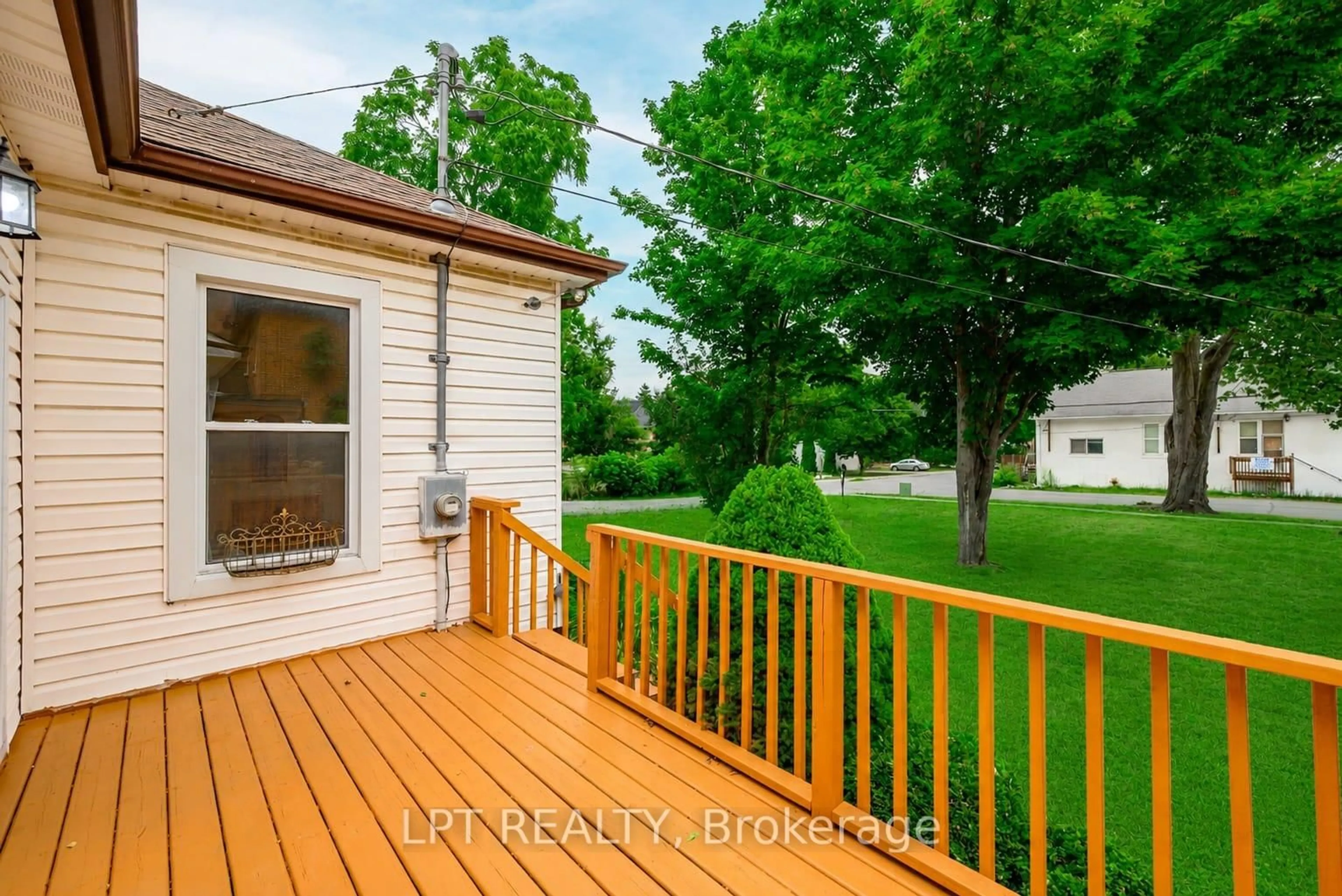 Unknown for 24 Ann St, Brock Ontario L0E 1E0
