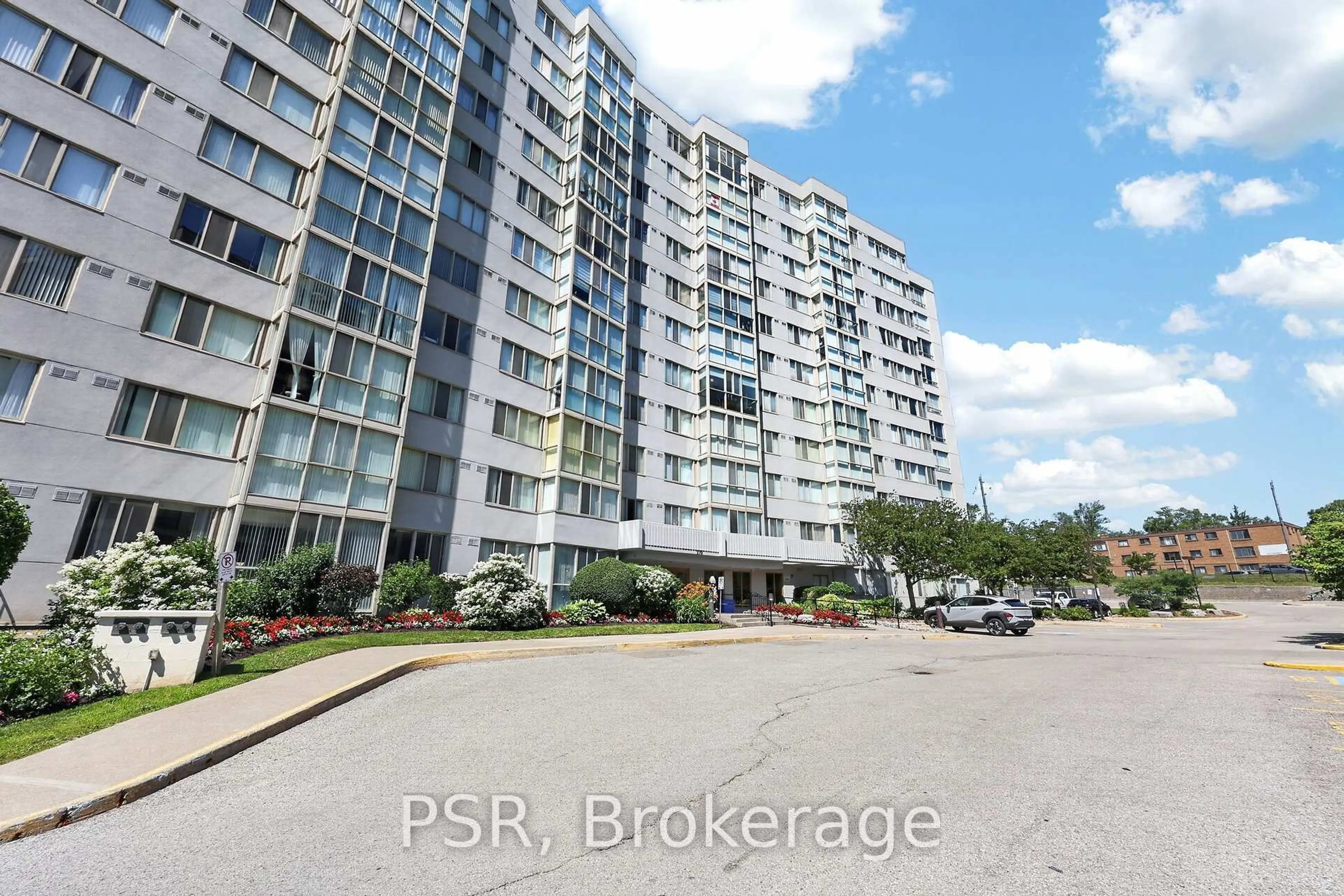 Unknown for 270 Davis Dr #806, Newmarket Ontario L3Y 8K2