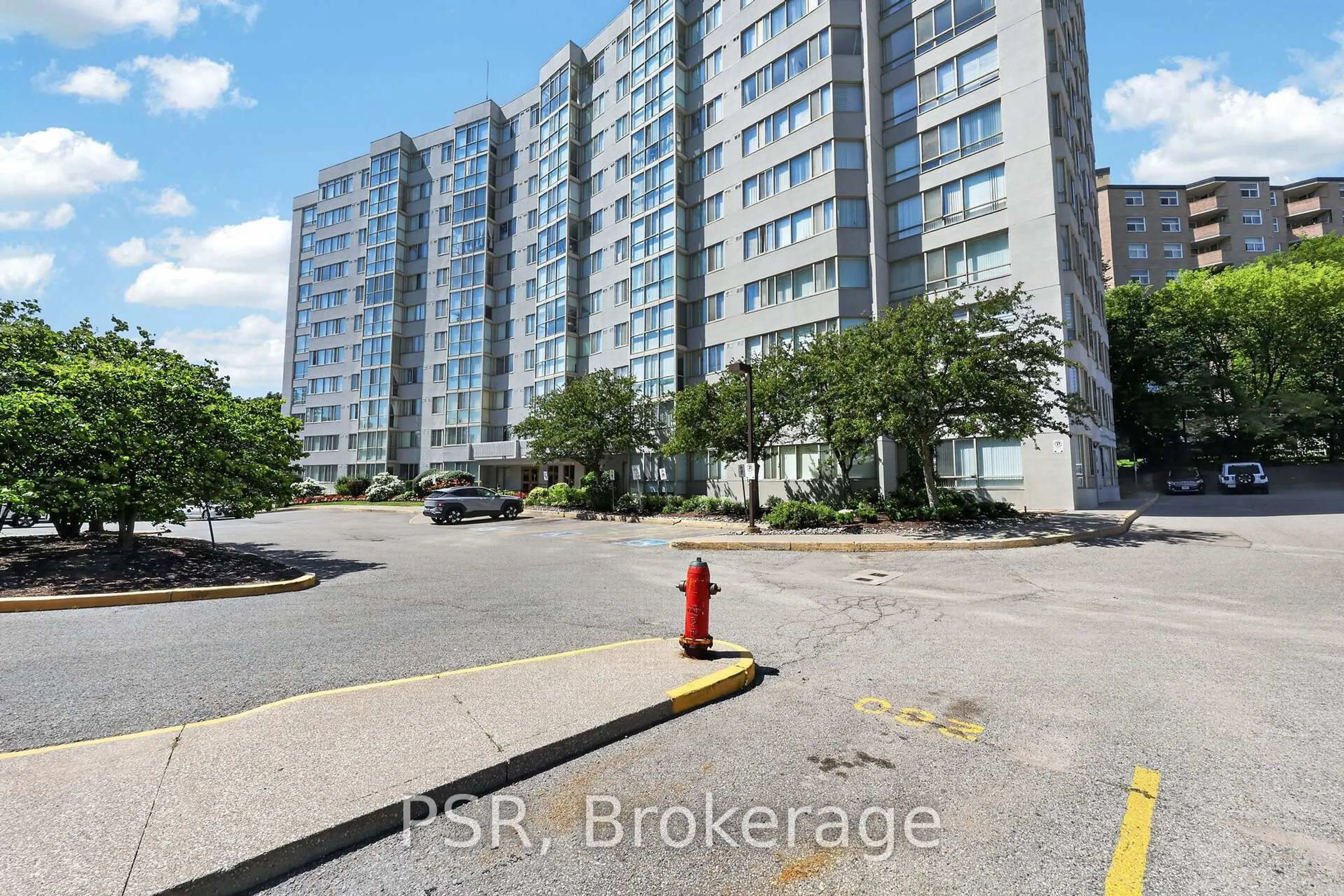 Unknown for 270 Davis Dr #806, Newmarket Ontario L3Y 8K2