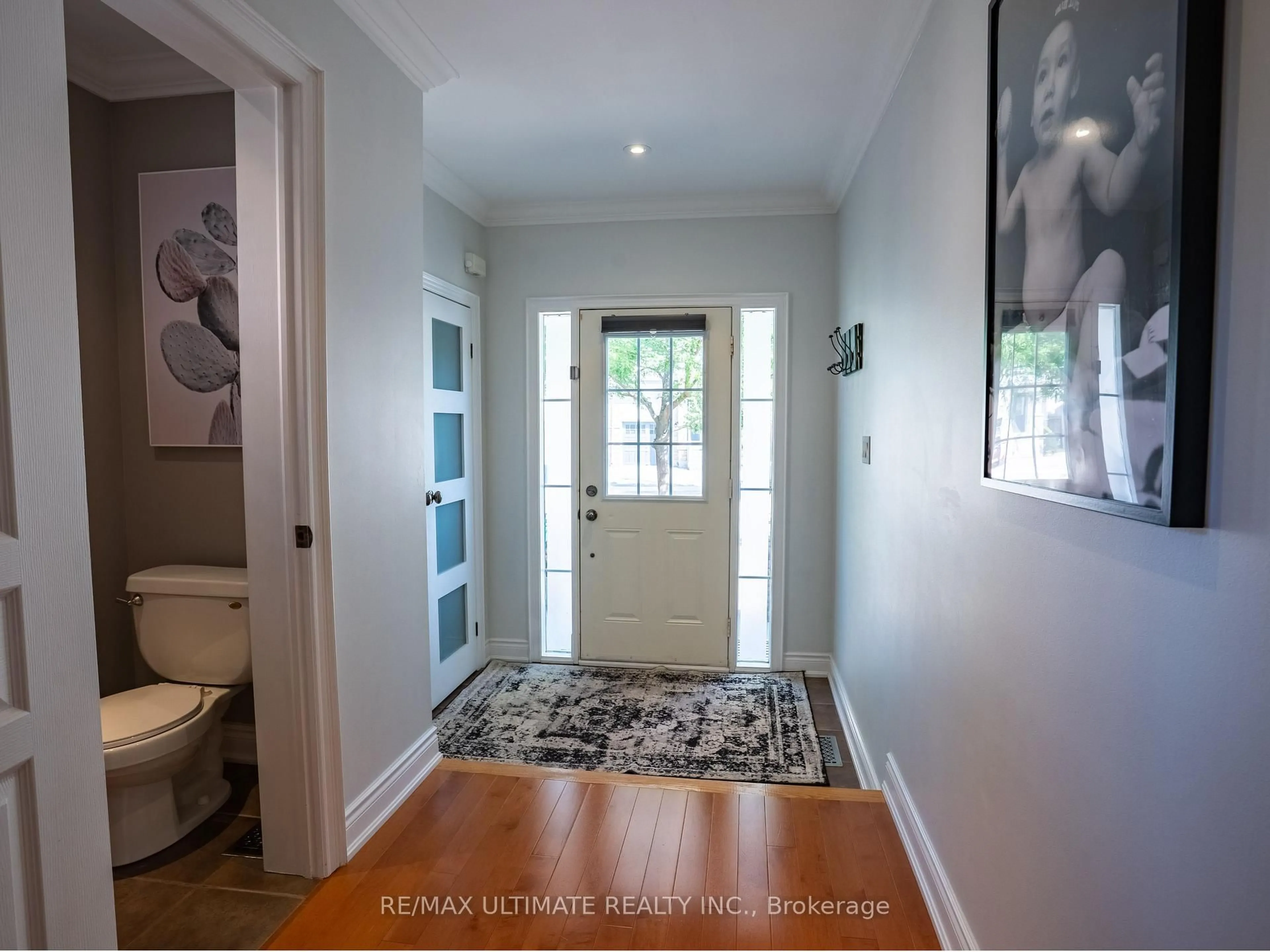 Indoor entryway for 43 Shelbourne Dr, Vaughan Ontario L4H 0J8