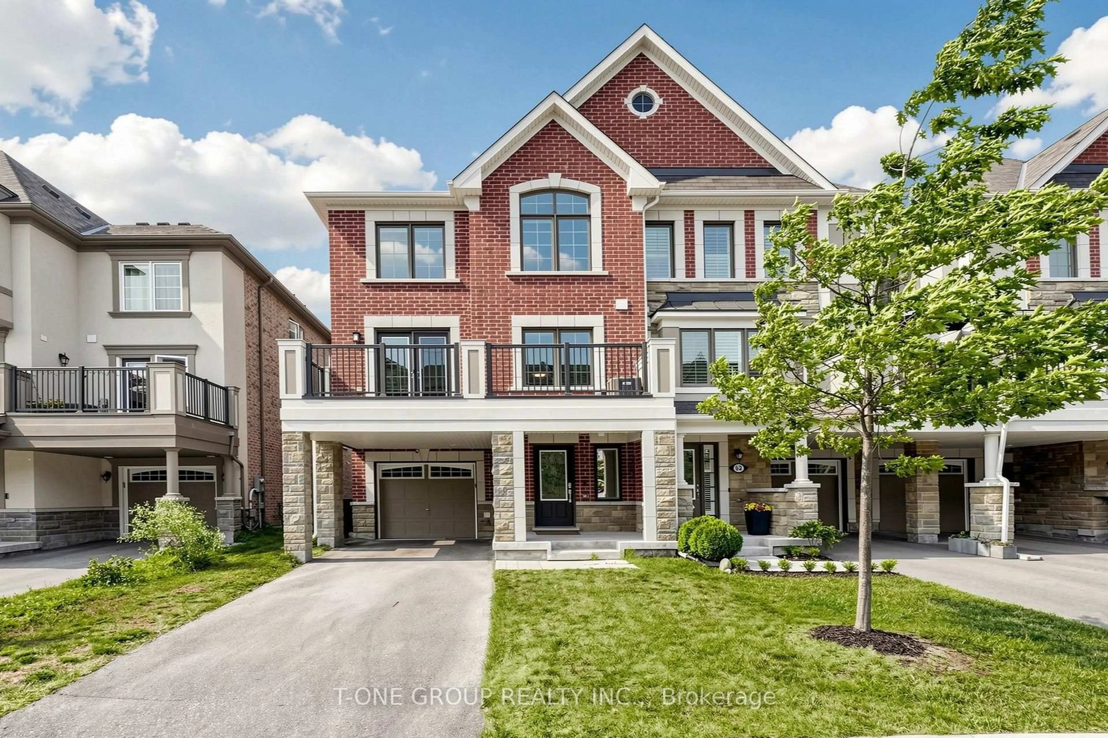 Home with brick exterior material, street for 54 Casely Ave, Richmond Hill Ontario L4S 0K3