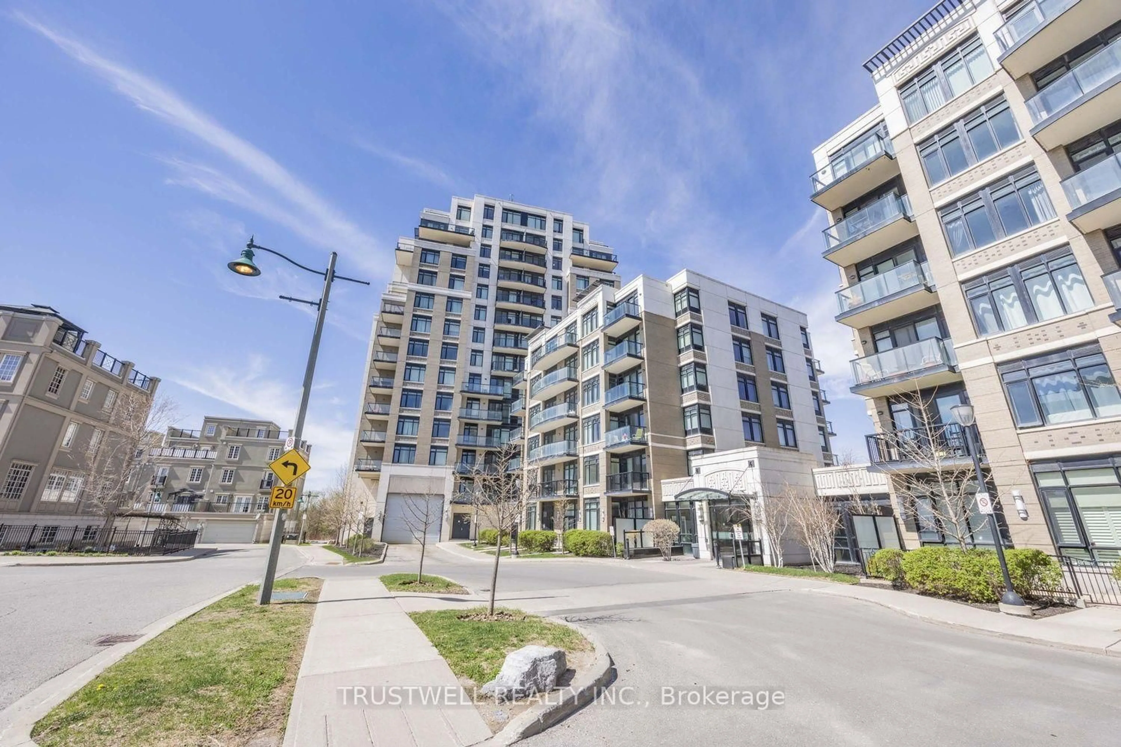 A pic from outside/outdoor area/front of a property/back of a property/a pic from drone, street for 151 Upper Duke Cres #1207, Markham Ontario L6G 0E1