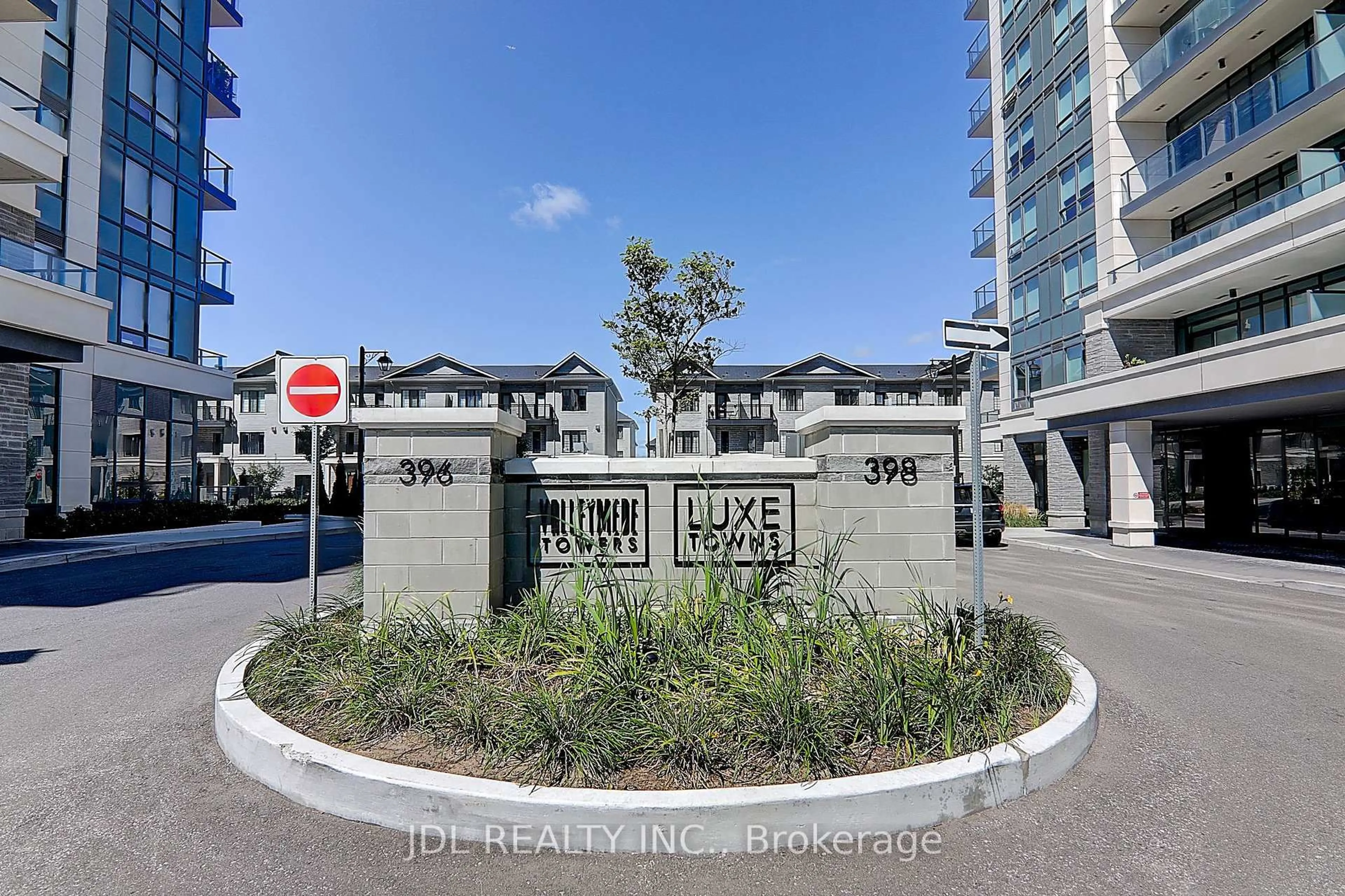 Unknown for 398 Highway 7 St #303, Richmond Hill Ontario L4B 0G6