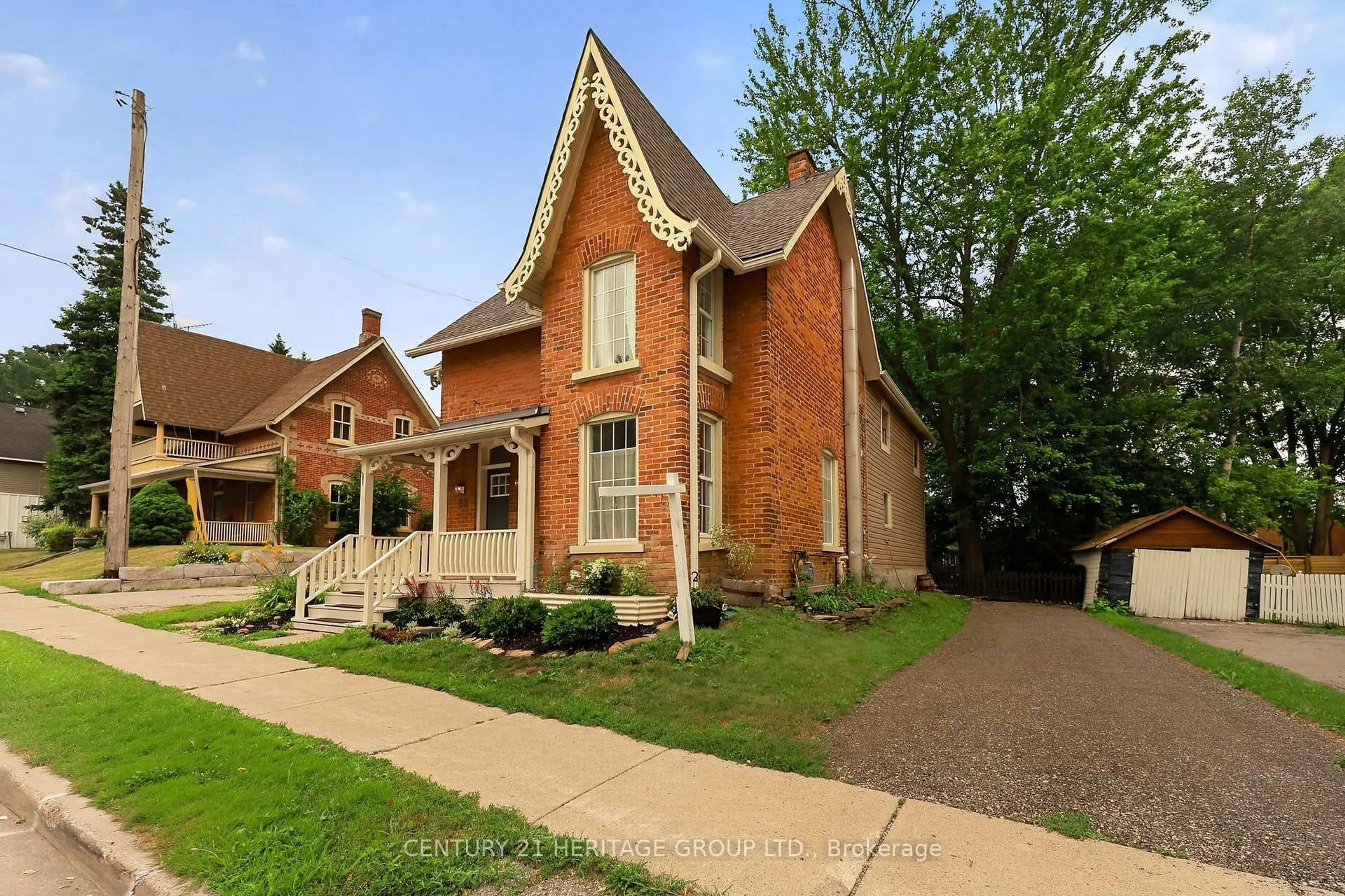 Home with brick exterior material, street for 62 Queen St, New Tecumseth Ontario L0G 1W0