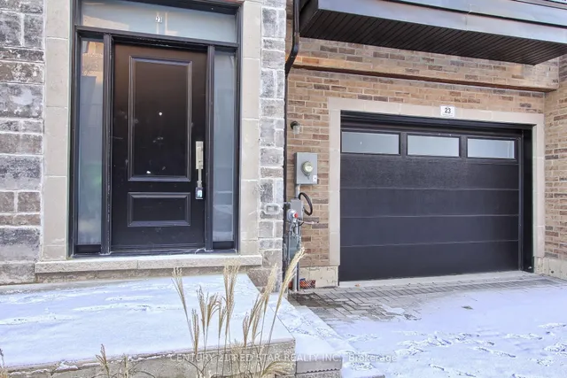 260 Eagle St #23, Newmarket 3