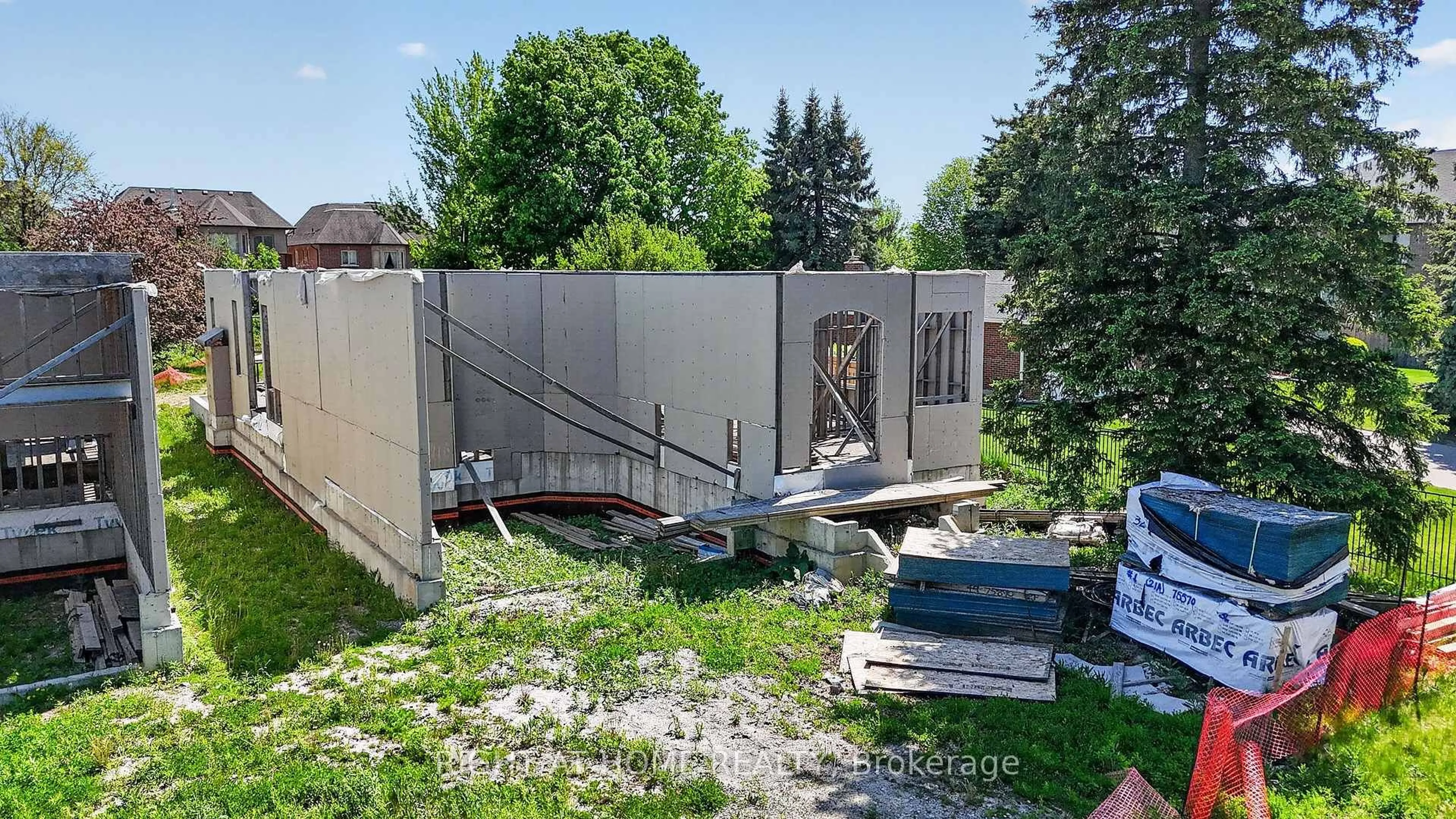 Unknown for 21A Long Hill Dr, Richmond Hill Ontario L4E 3M5