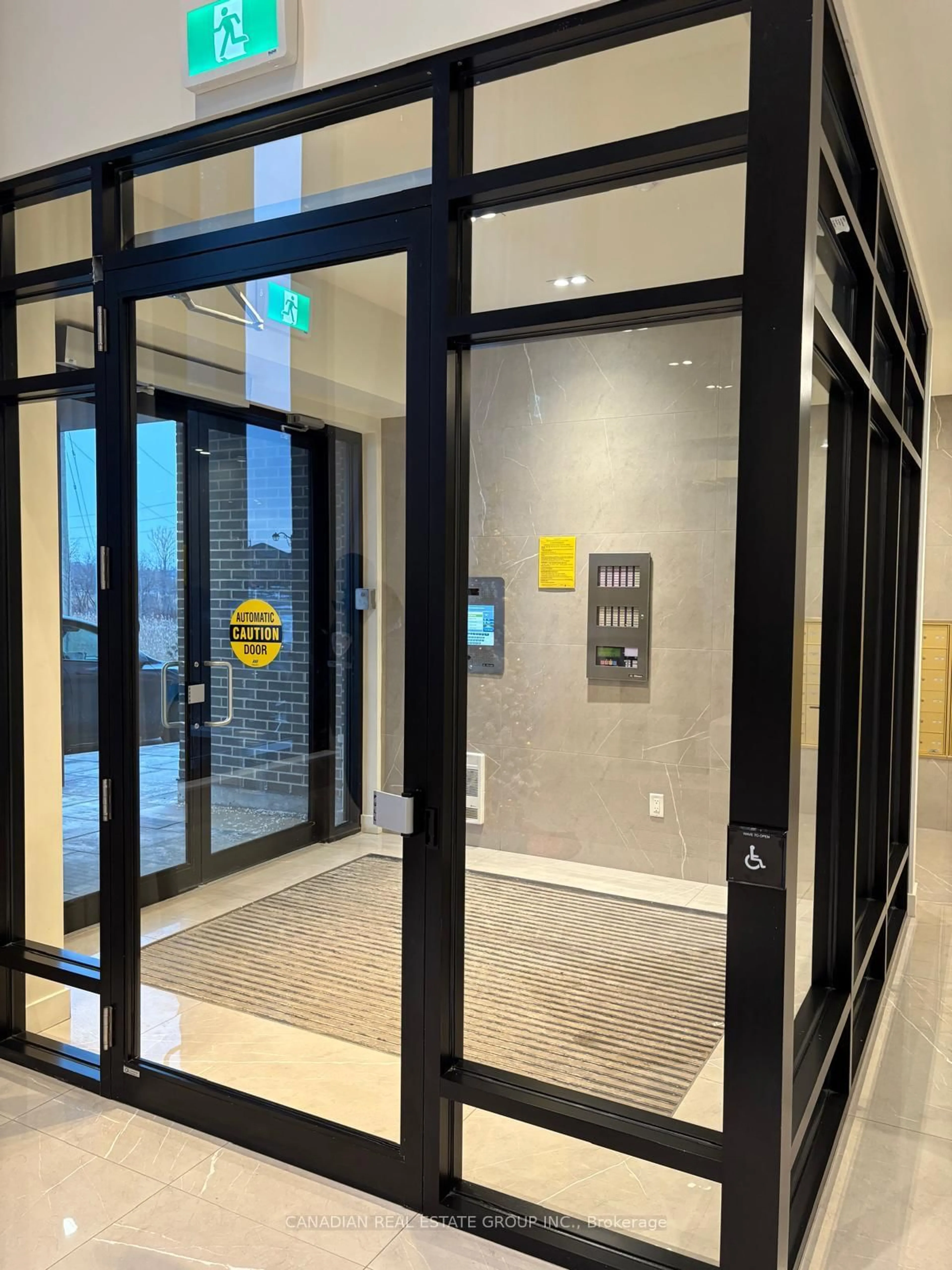 Indoor foyer for 9700 Ninth Line #503, Markham Ontario L6B 1A8