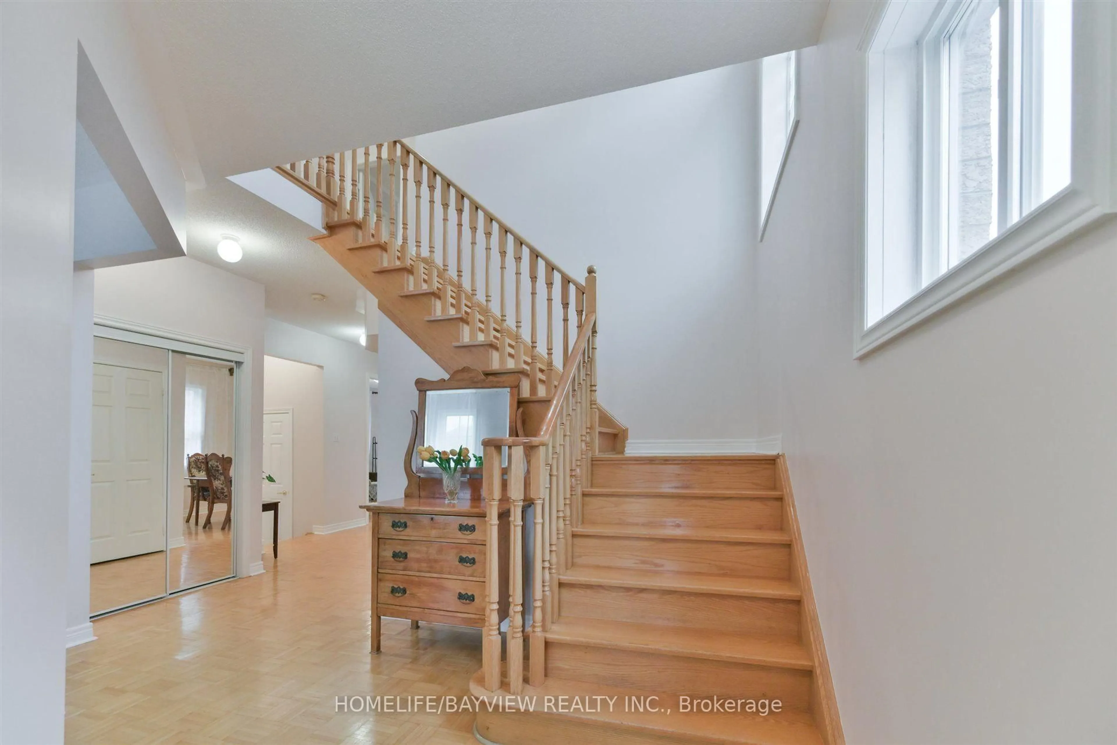 Unknown for 26 Honeyview St, Vaughan Ontario L4K 5S2