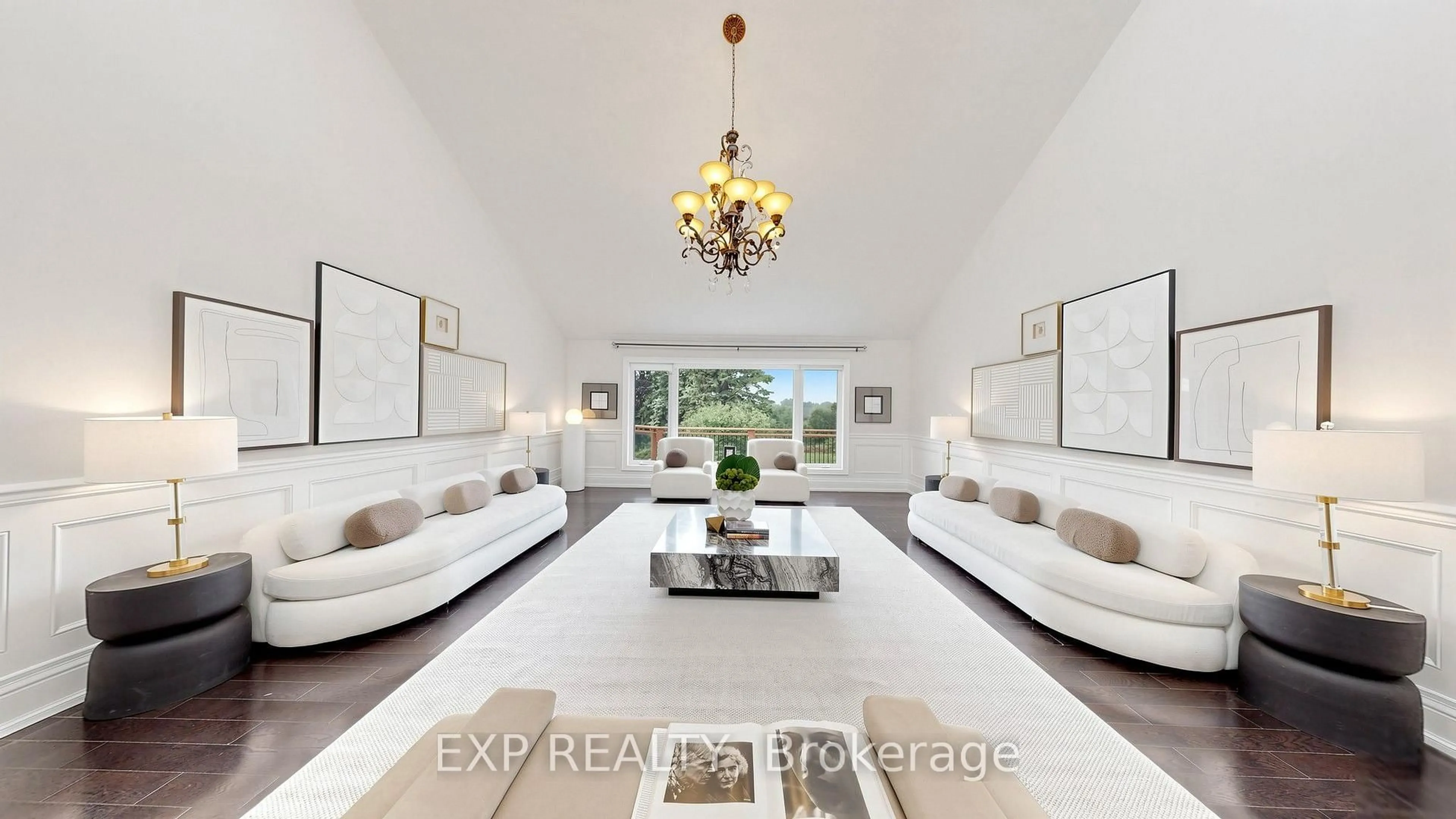 Unknown for 18 Mccowan Lane, Whitchurch-Stouffville Ontario L4A 4C1