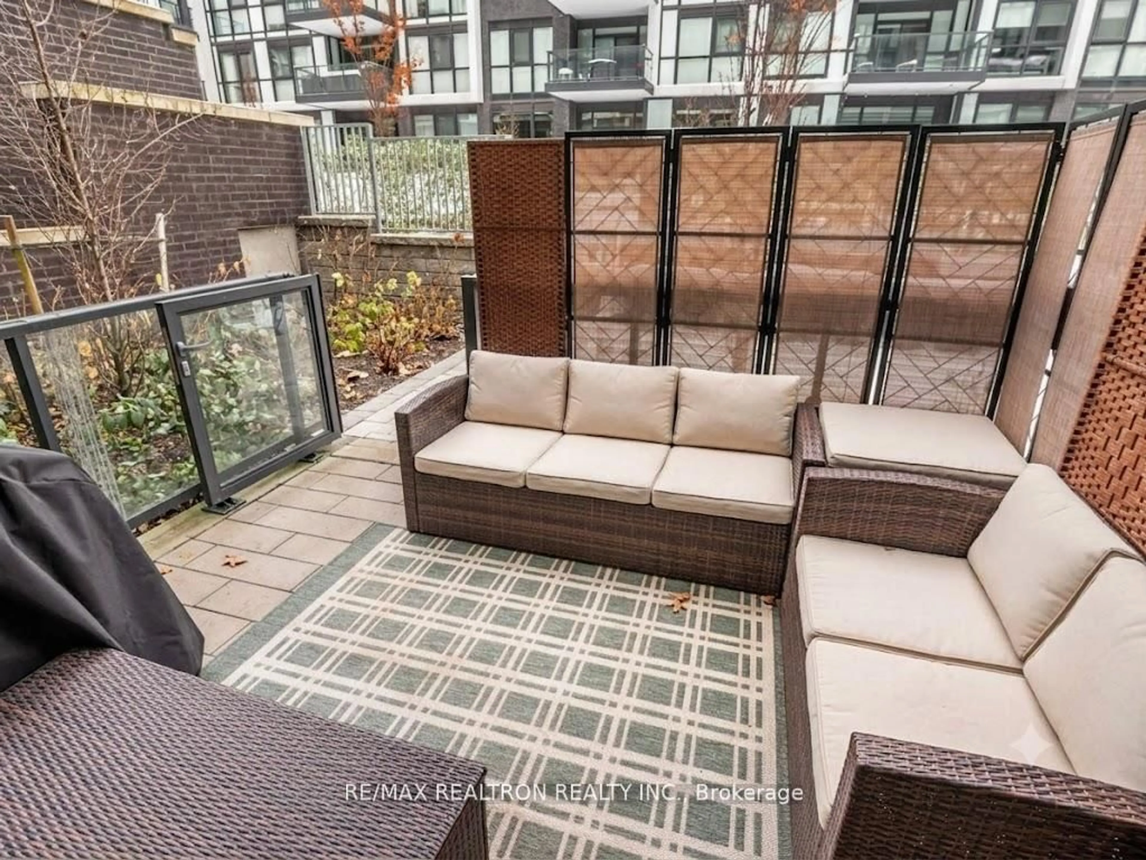 Patio, street for 415 SEA RAY Ave #G13, Innisfil Ontario L9S 0N9