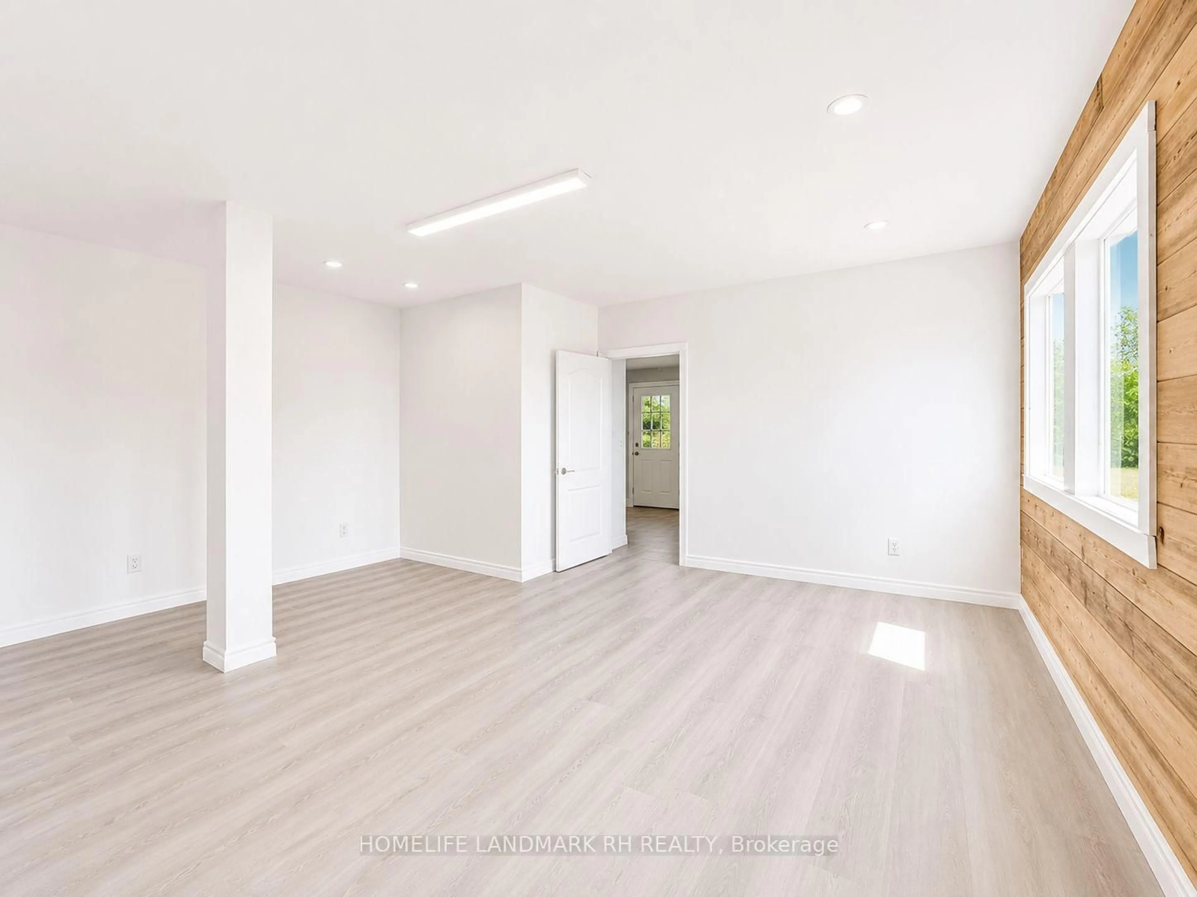 A pic of a room for 25066 Commodore Rd, Brock Ontario L0K 1A0