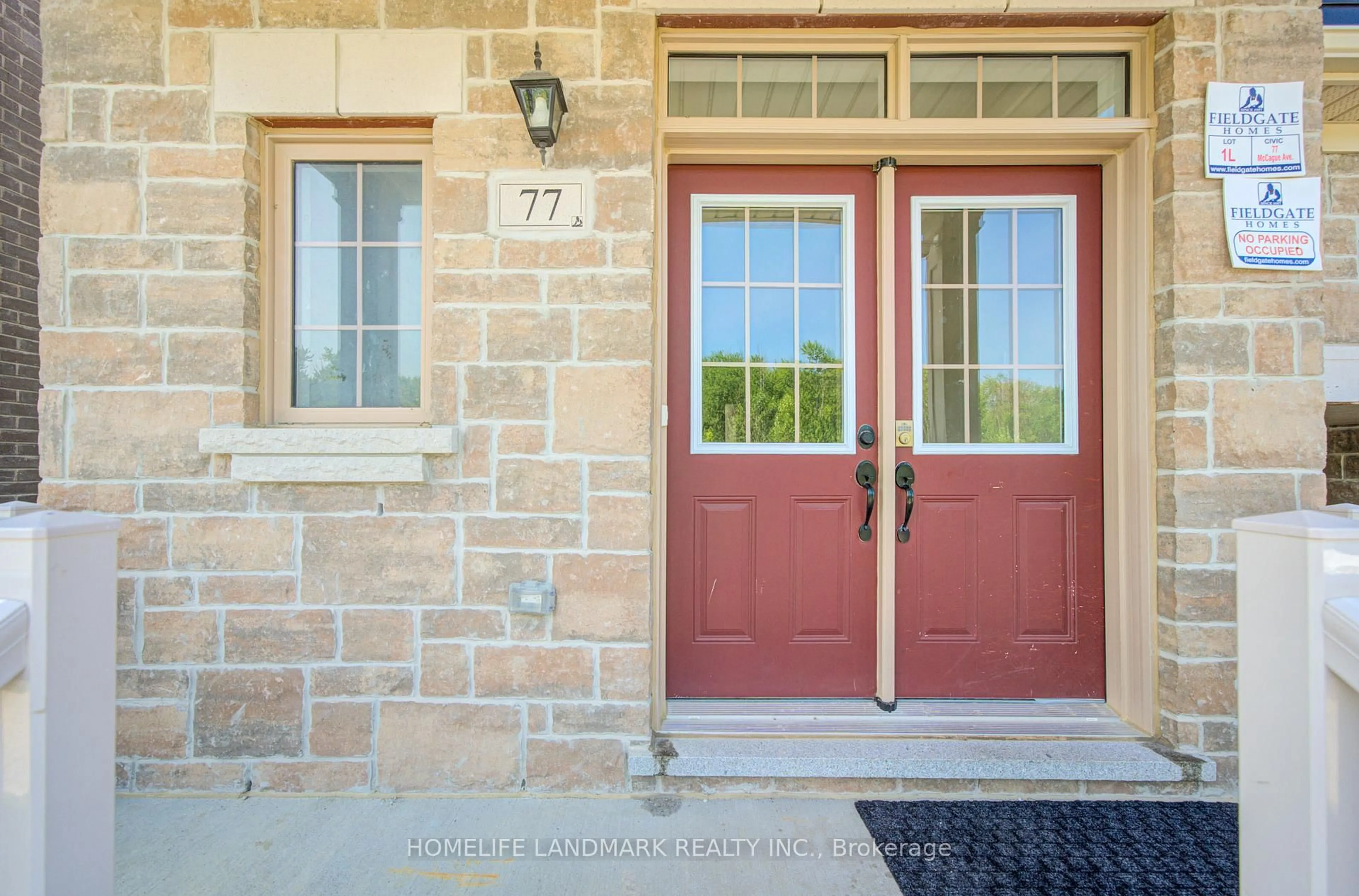 Indoor entryway for 77 McCague Ave, Richmond Hill Ontario L4S 0J4