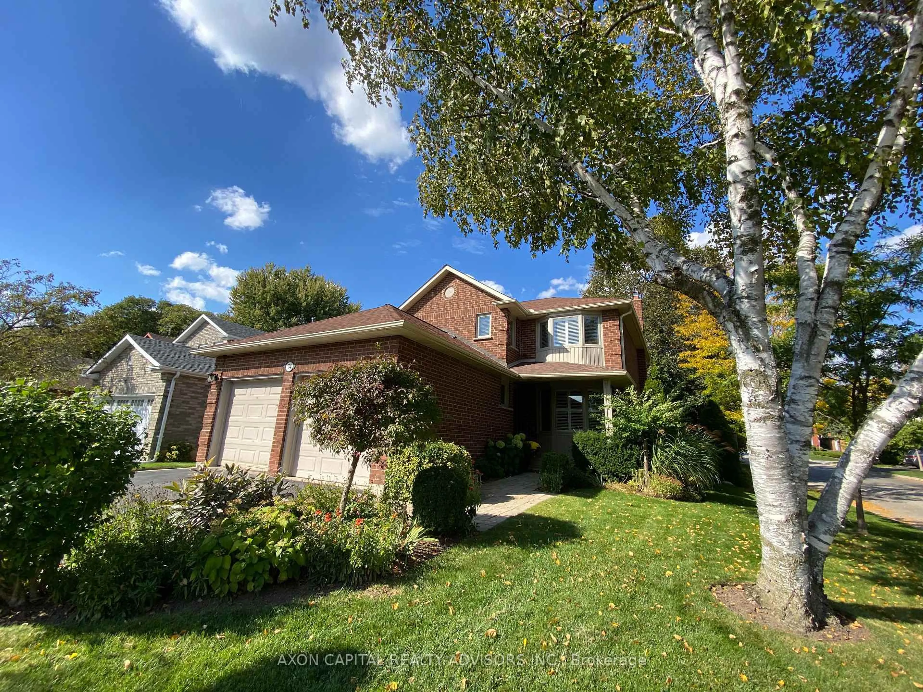 Unknown for 74 Eleanor Circ, Richmond Hill Ontario L4C 6K7