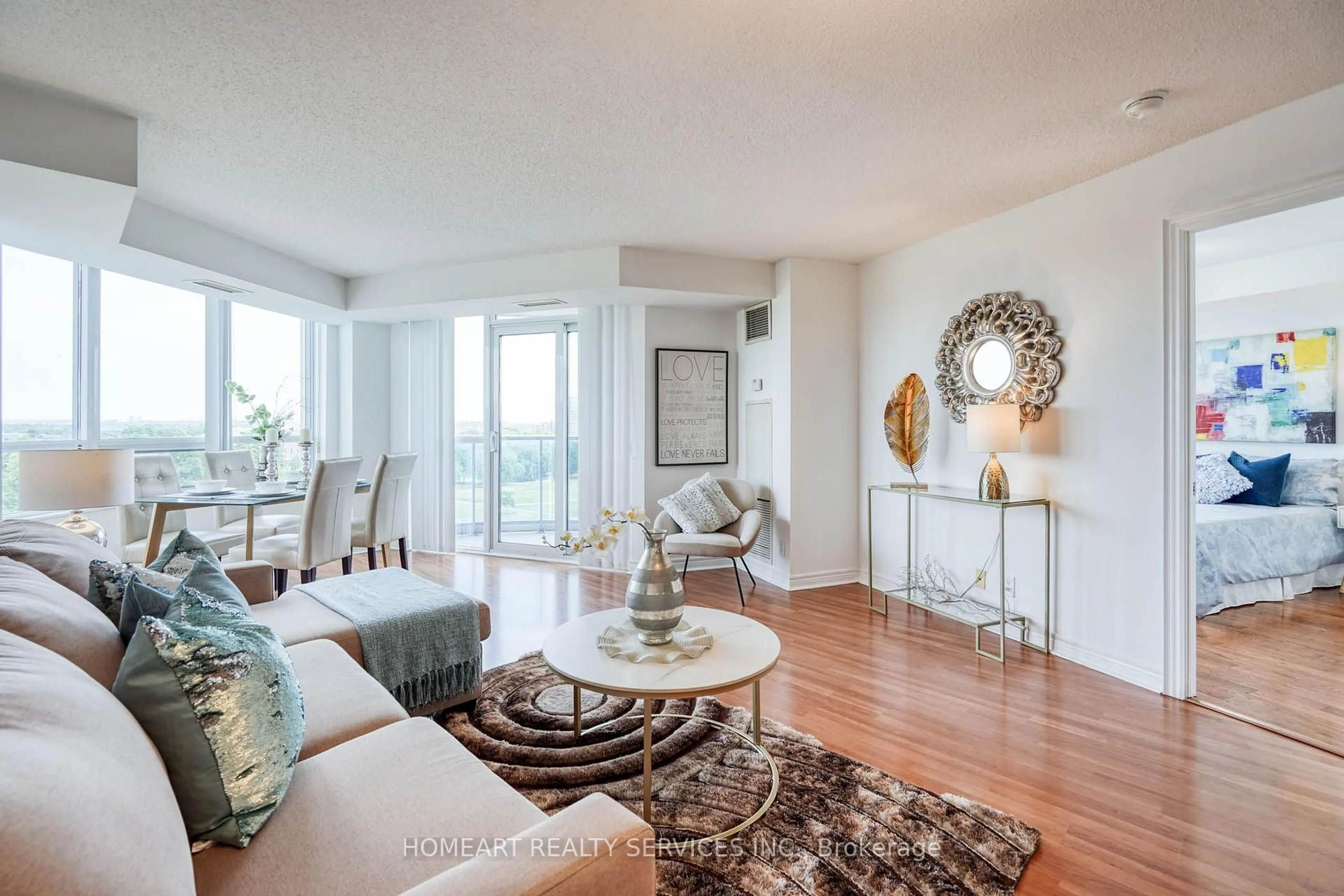 Living room with furniture, unknown for 33 Cox Blvd #722, Markham Ontario L3R 8A6