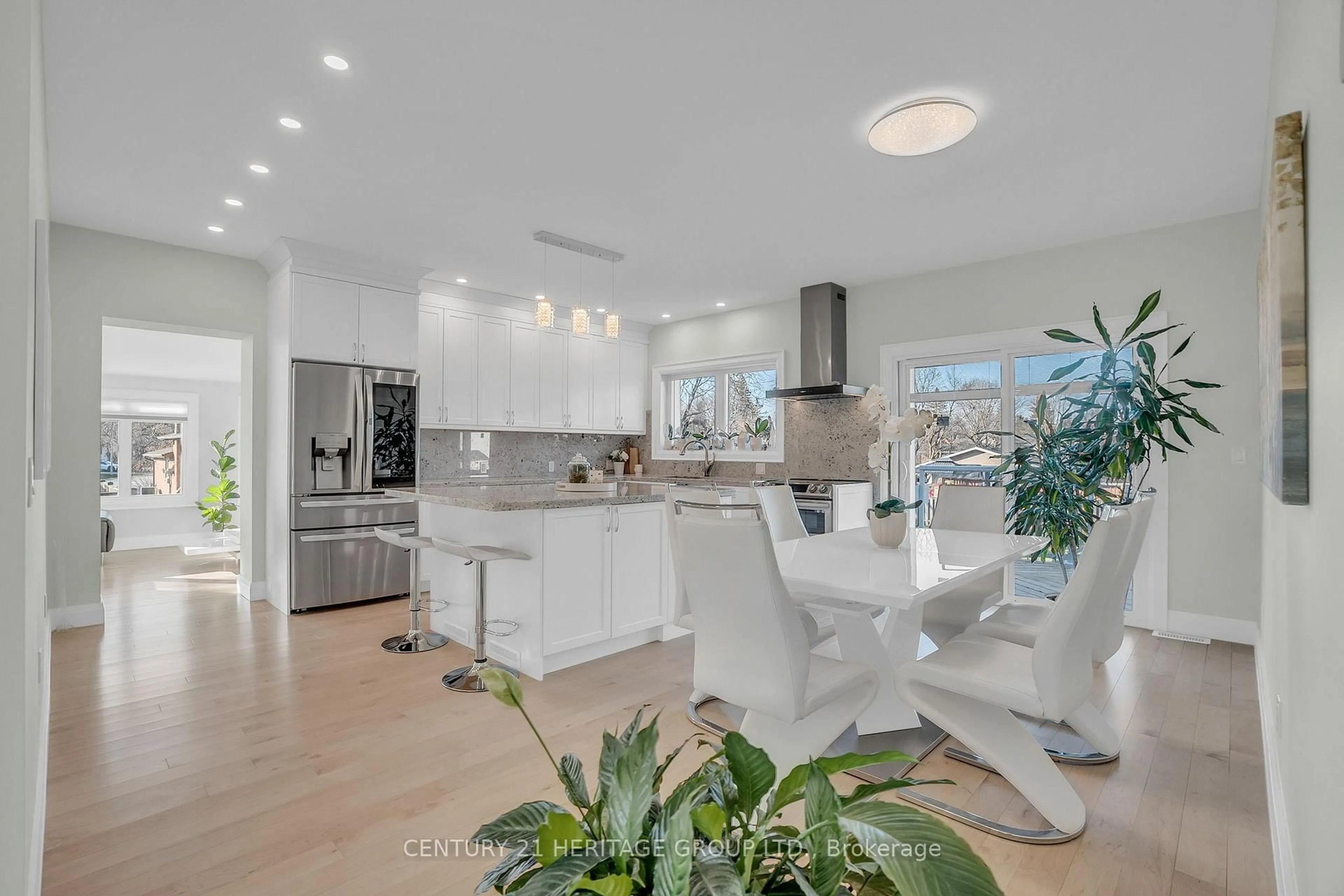 Open concept kitchen, unknown for 49 Ann St, Brock Ontario L0E 1E0