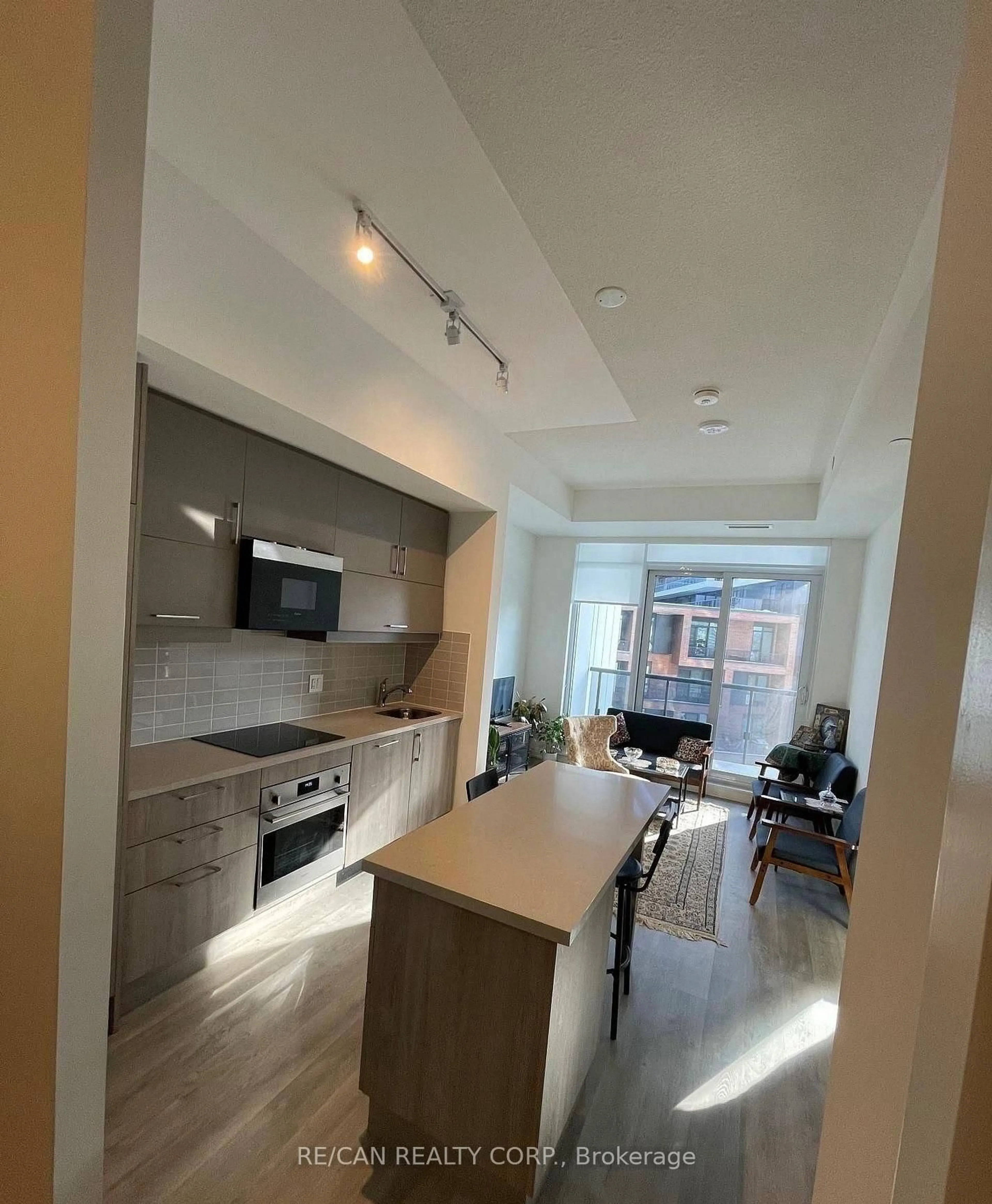 Open concept kitchen, unknown for 292 Verdale Crossing #1002, Markham Ontario L6G 0H6