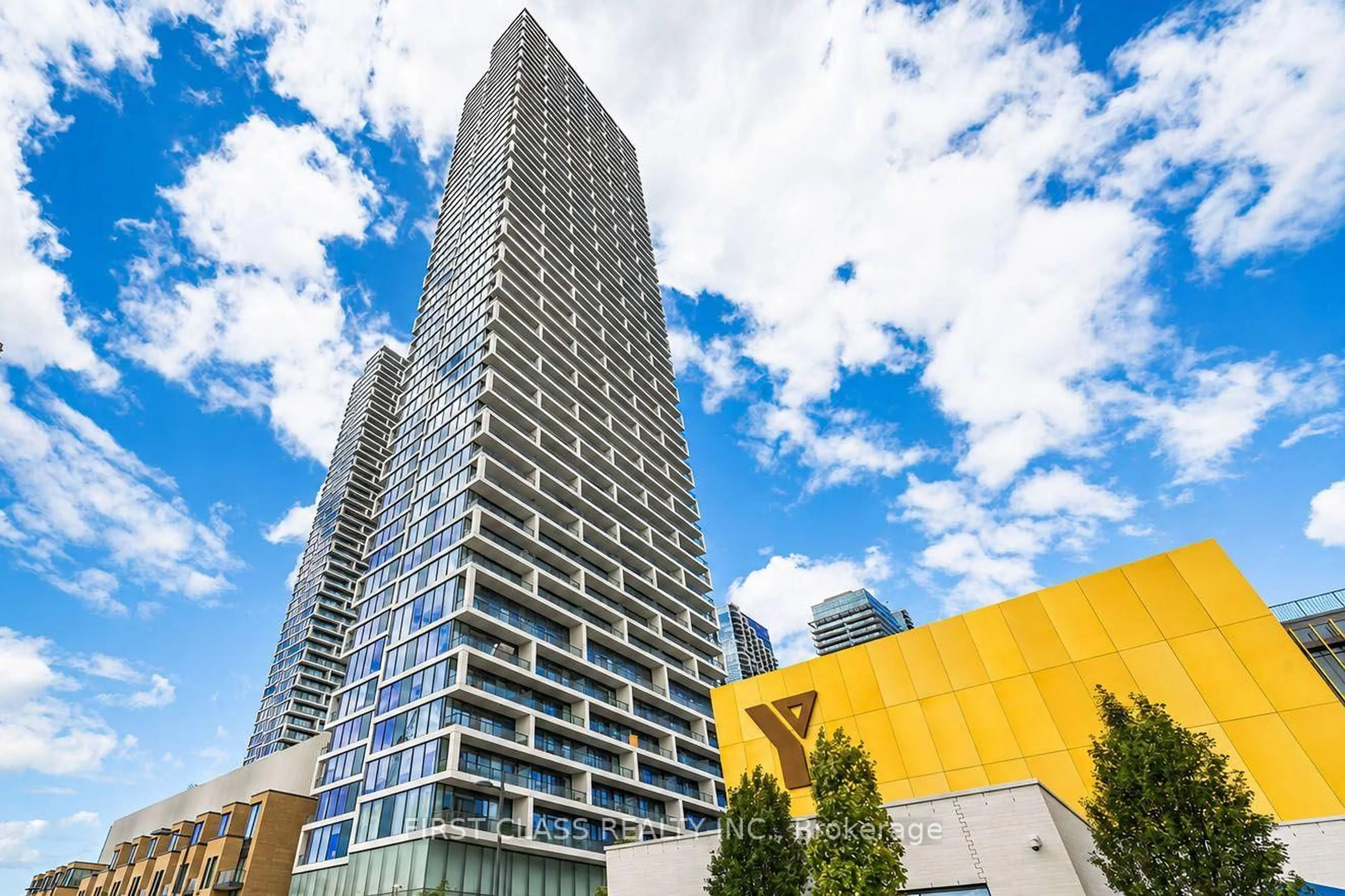 A pic from outside/outdoor area/front of a property/back of a property/a pic from drone, building for 5 Buttermill Ave #6005, Vaughan Ontario L4K 0J5