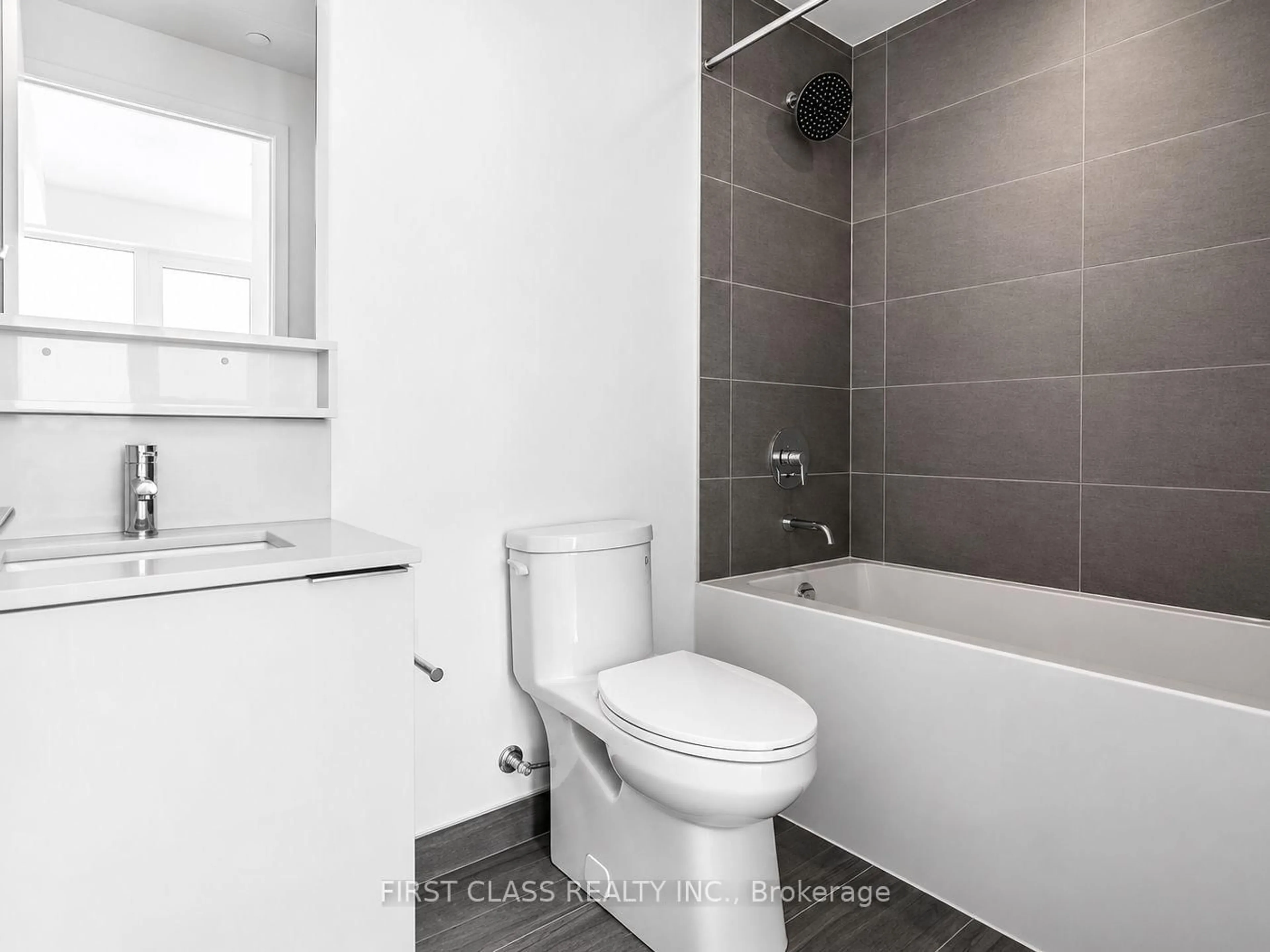 Standard bathroom, ceramic/tile floor for 5 Buttermill Ave #6005, Vaughan Ontario L4K 0J5